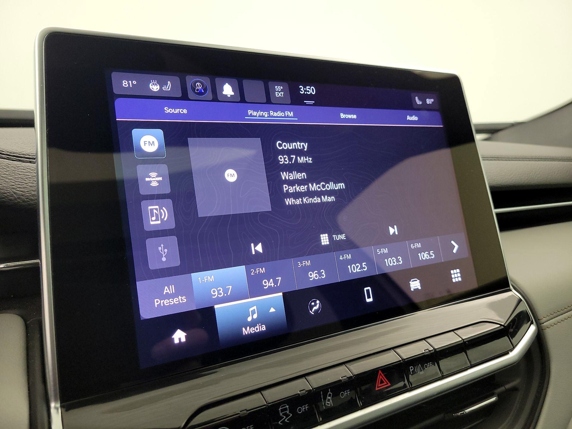 Thumbnail: 2023 Jeep Compass - 15