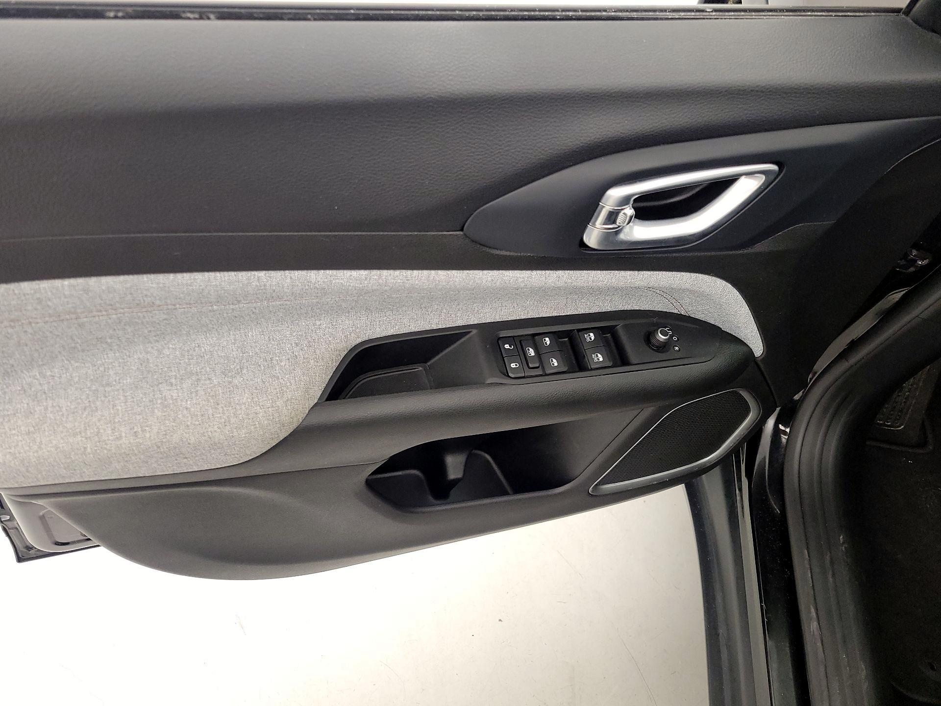 Thumbnail: 2022 Jeep Compass - 12