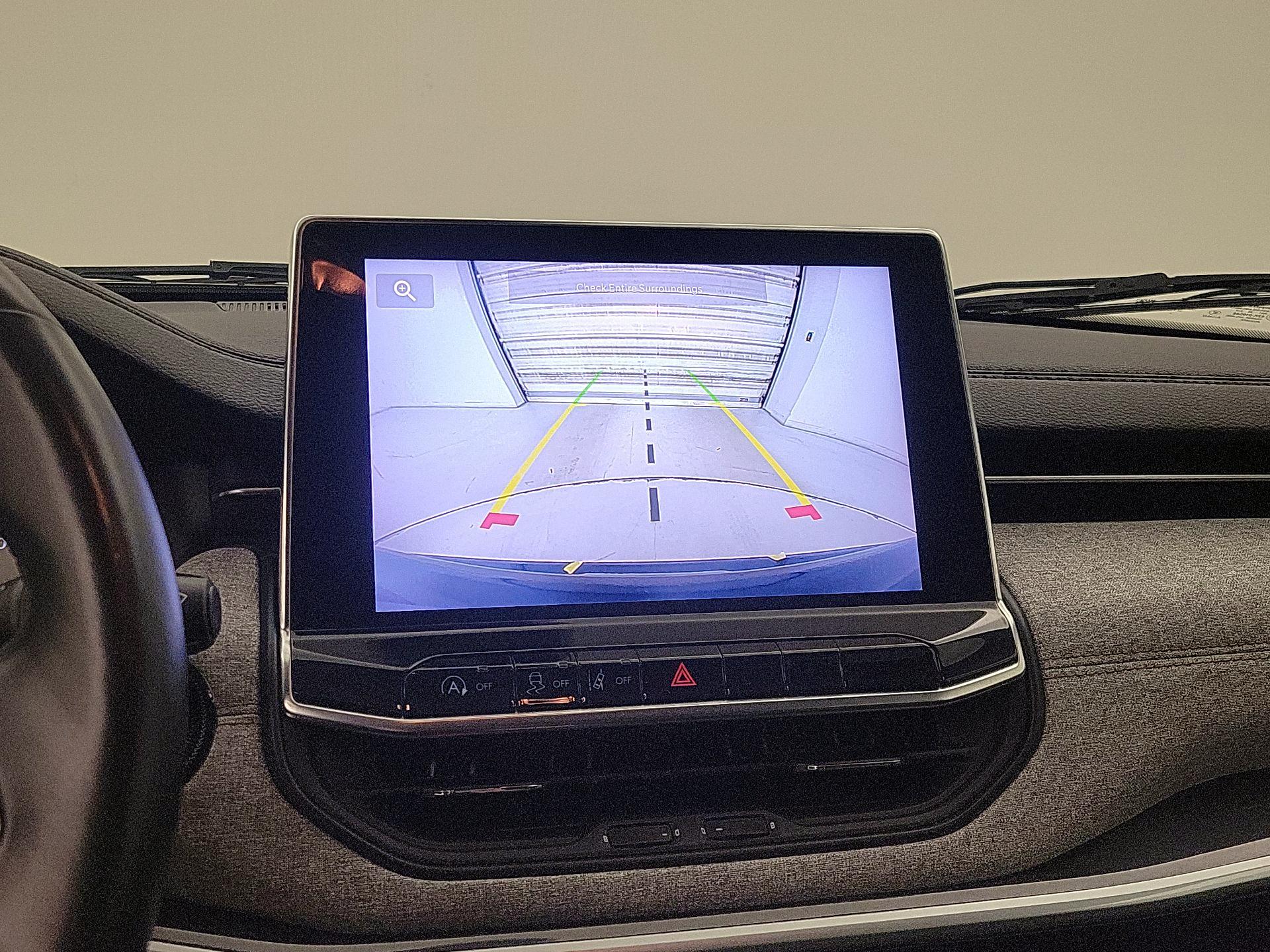 Thumbnail: 2022 Jeep Compass - 14