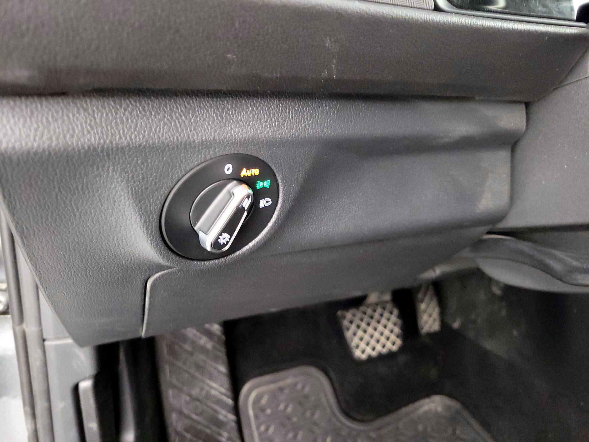 Thumbnail: 2023 Volkswagen Jetta - 13