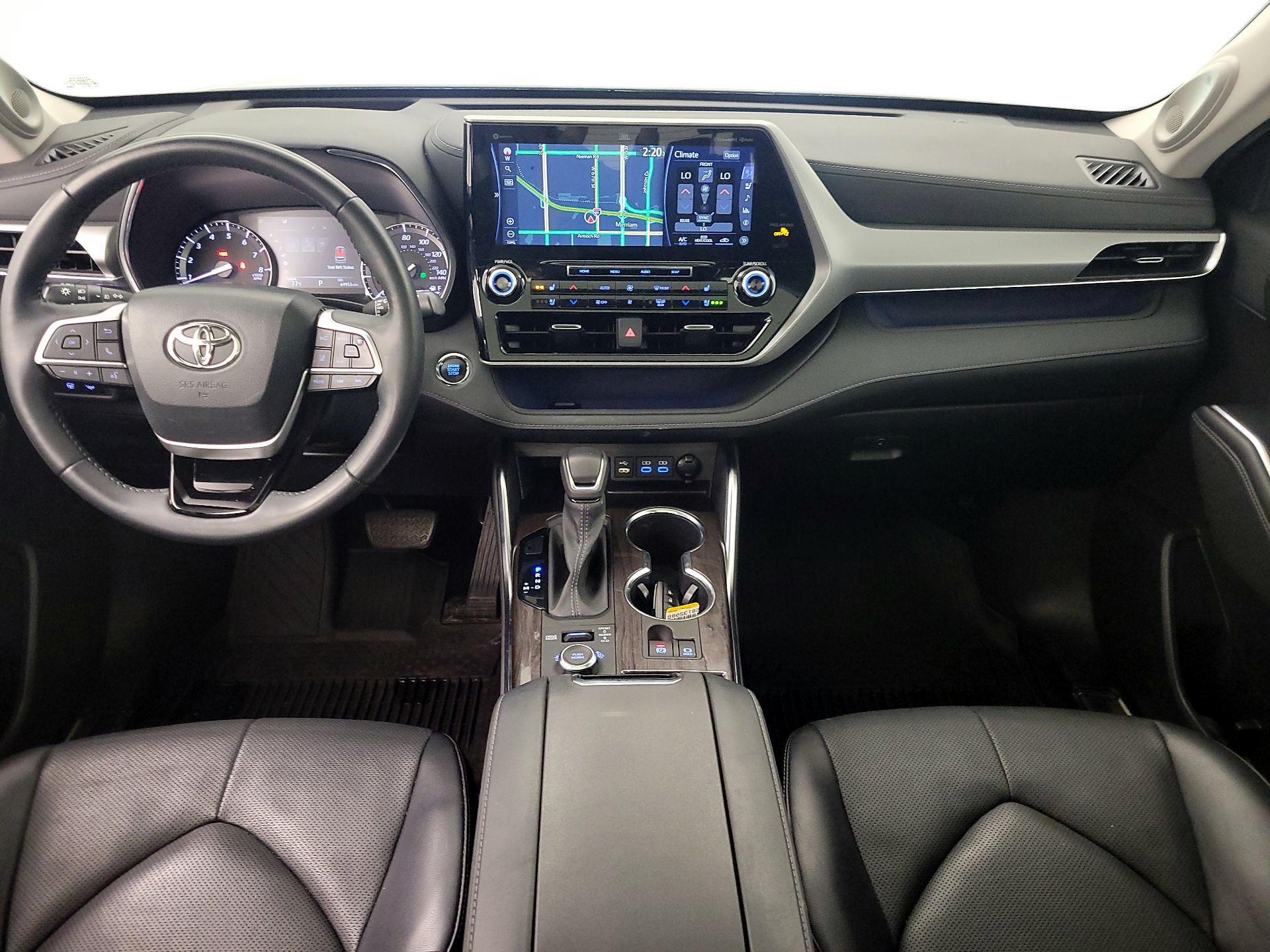 Thumbnail: 2022 Toyota Highlander - 9