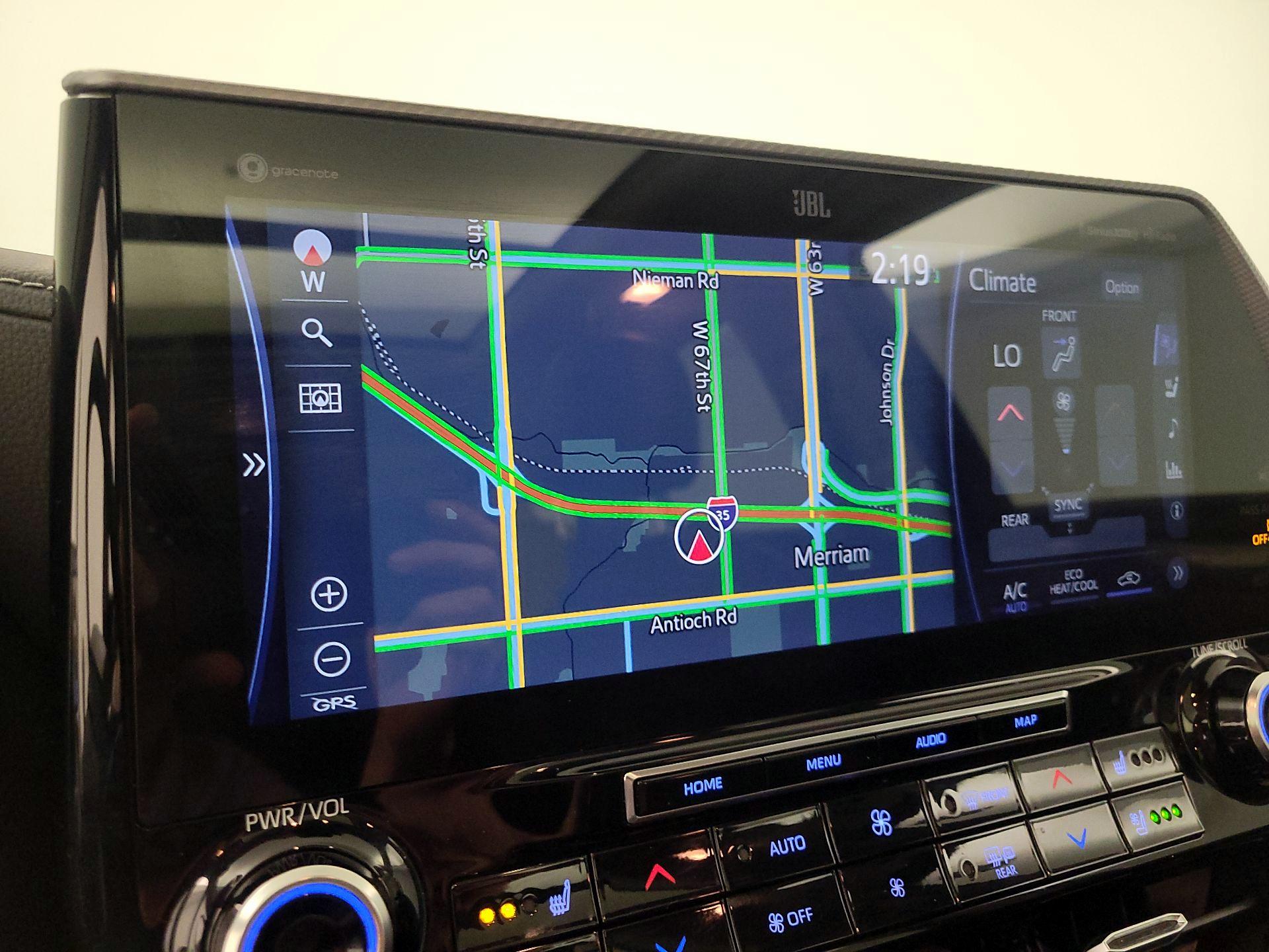 Thumbnail: 2022 Toyota Highlander - 14