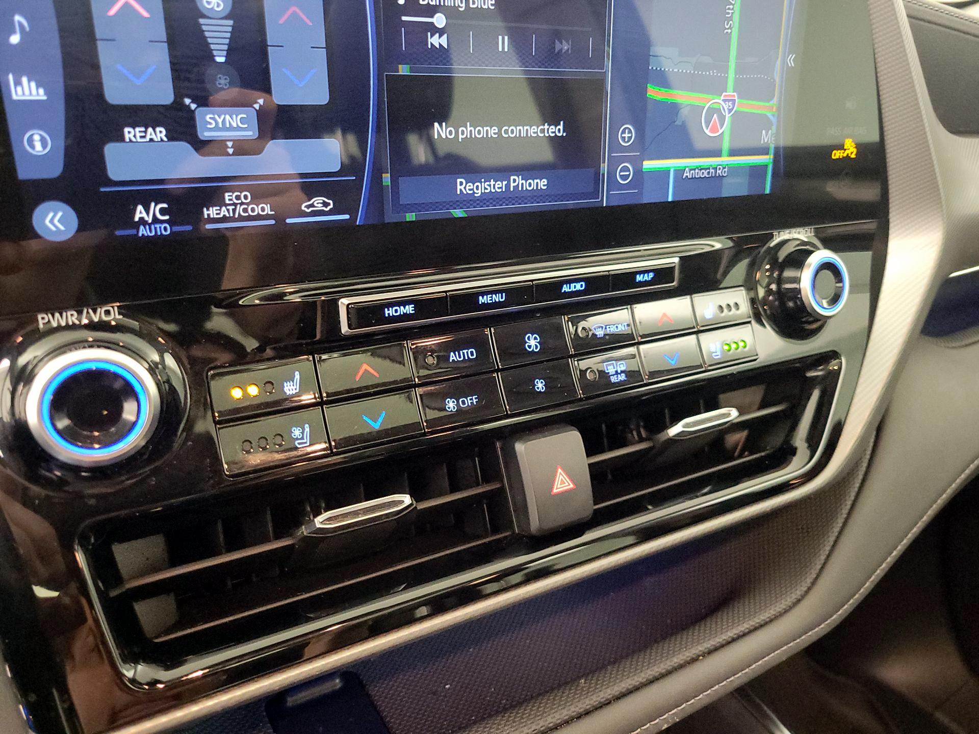 Thumbnail: 2022 Toyota Highlander - 17