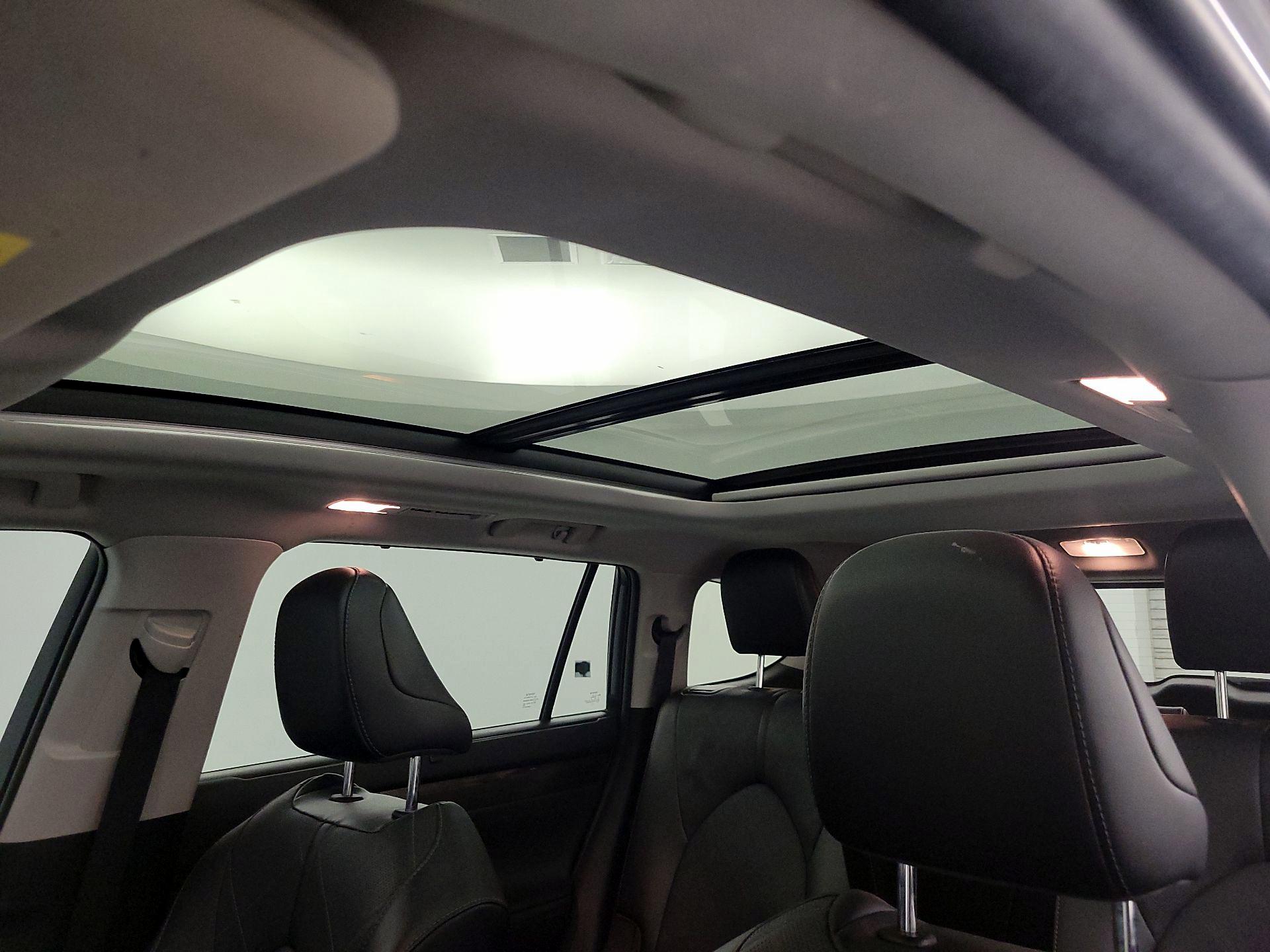 Thumbnail: 2022 Toyota Highlander - 20