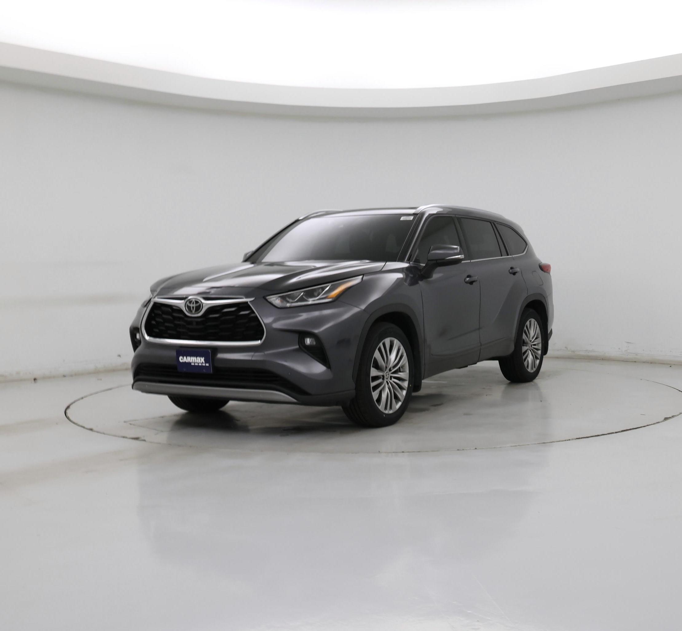 Thumbnail: 2022 Toyota Highlander - 4