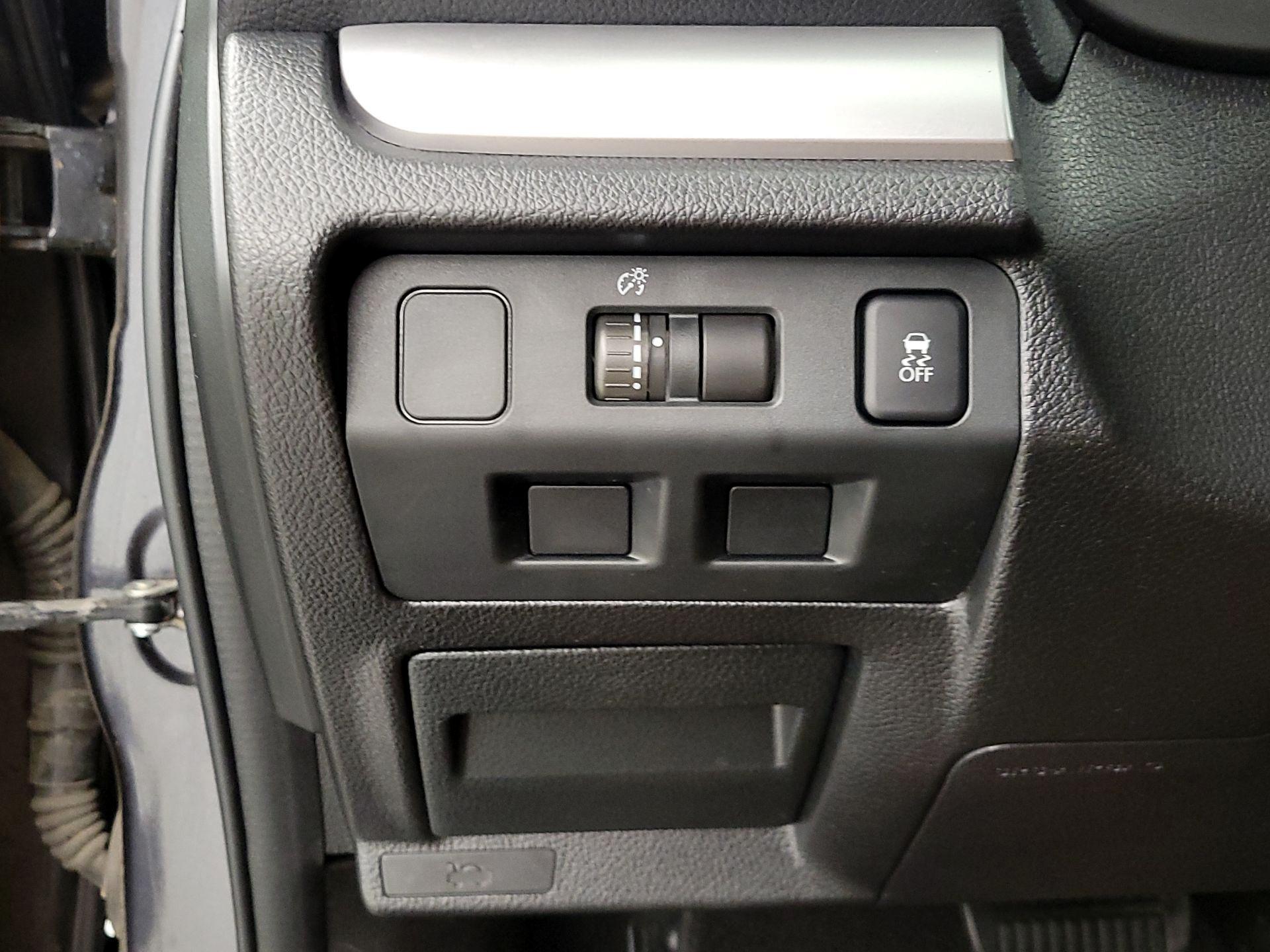 Thumbnail: 2014 Subaru Impreza - 13