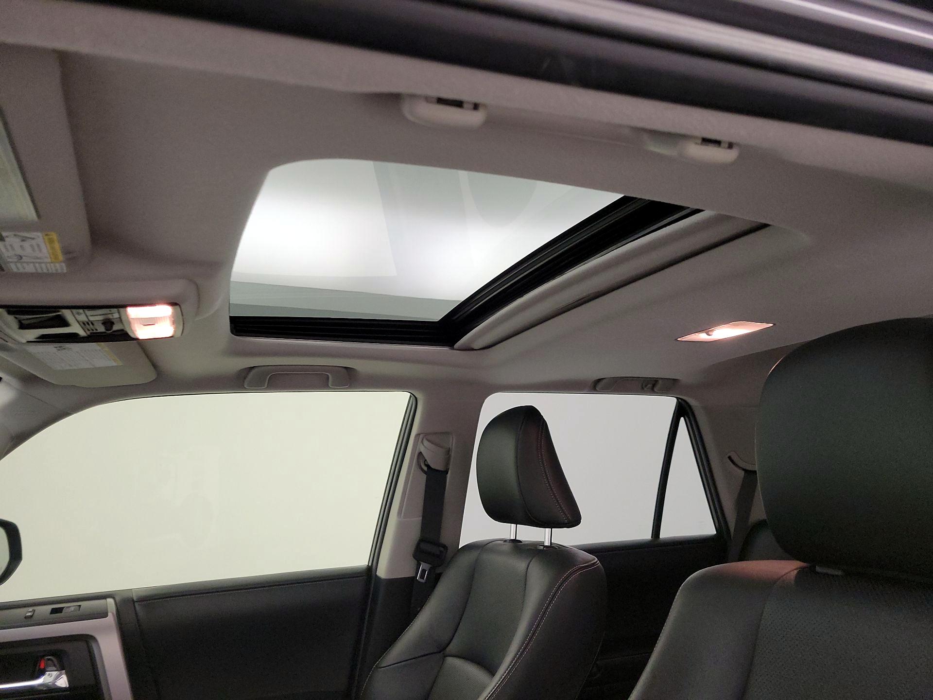 Thumbnail: 2014 Toyota 4Runner - 19