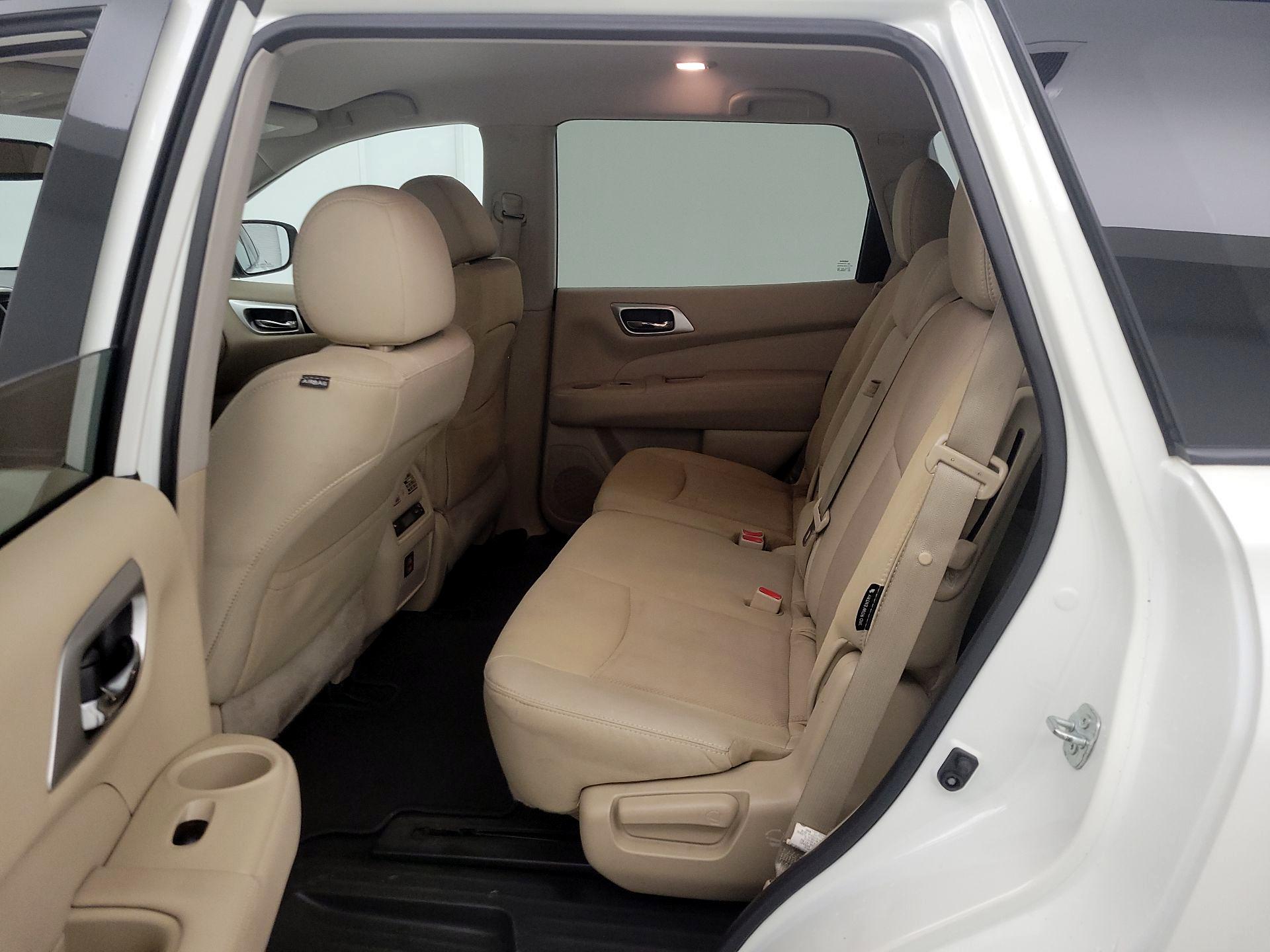 Thumbnail: 2018 Nissan Pathfinder - 19