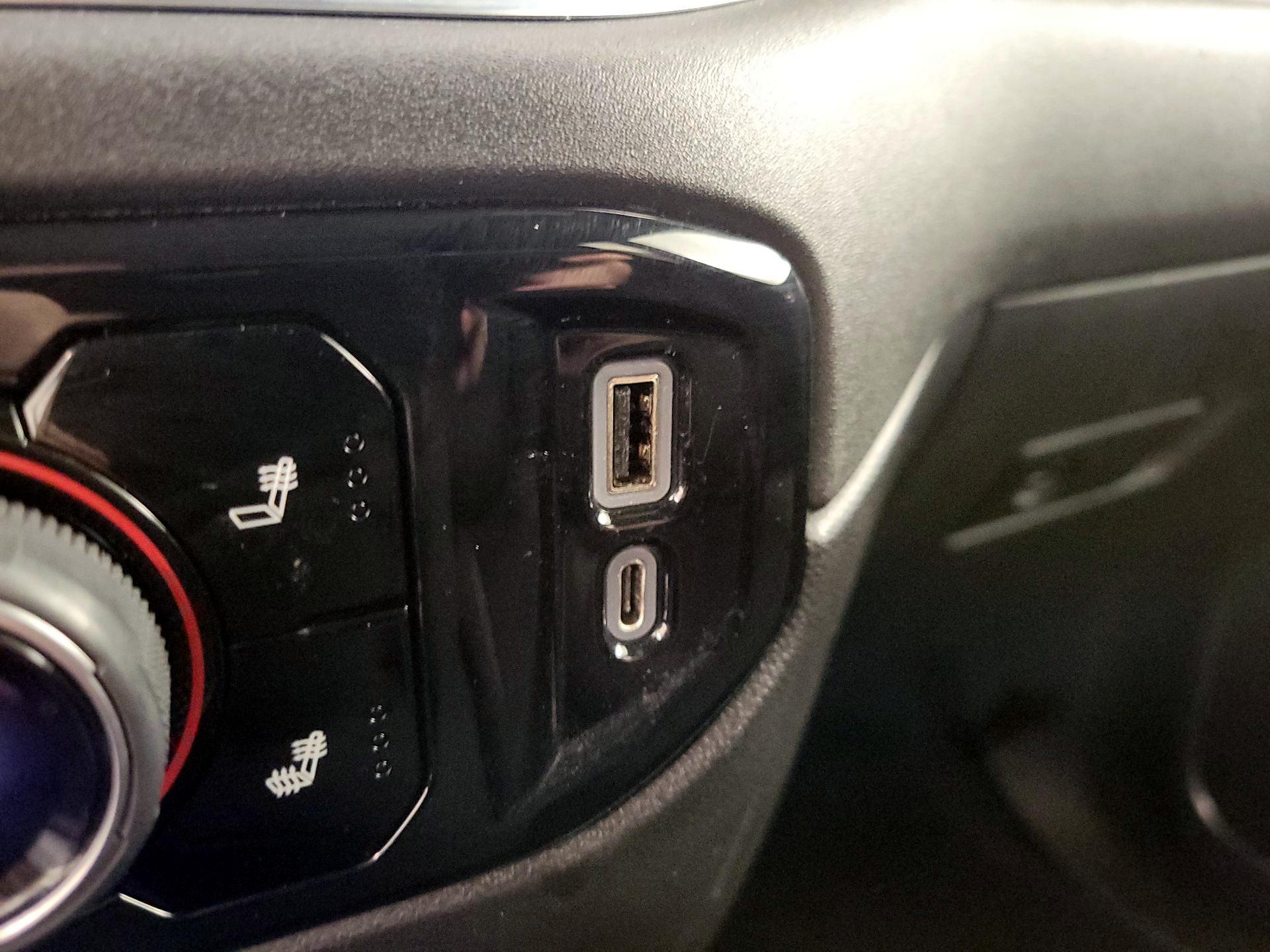 Thumbnail: 2022 Chevrolet Silverado 1500 - 18