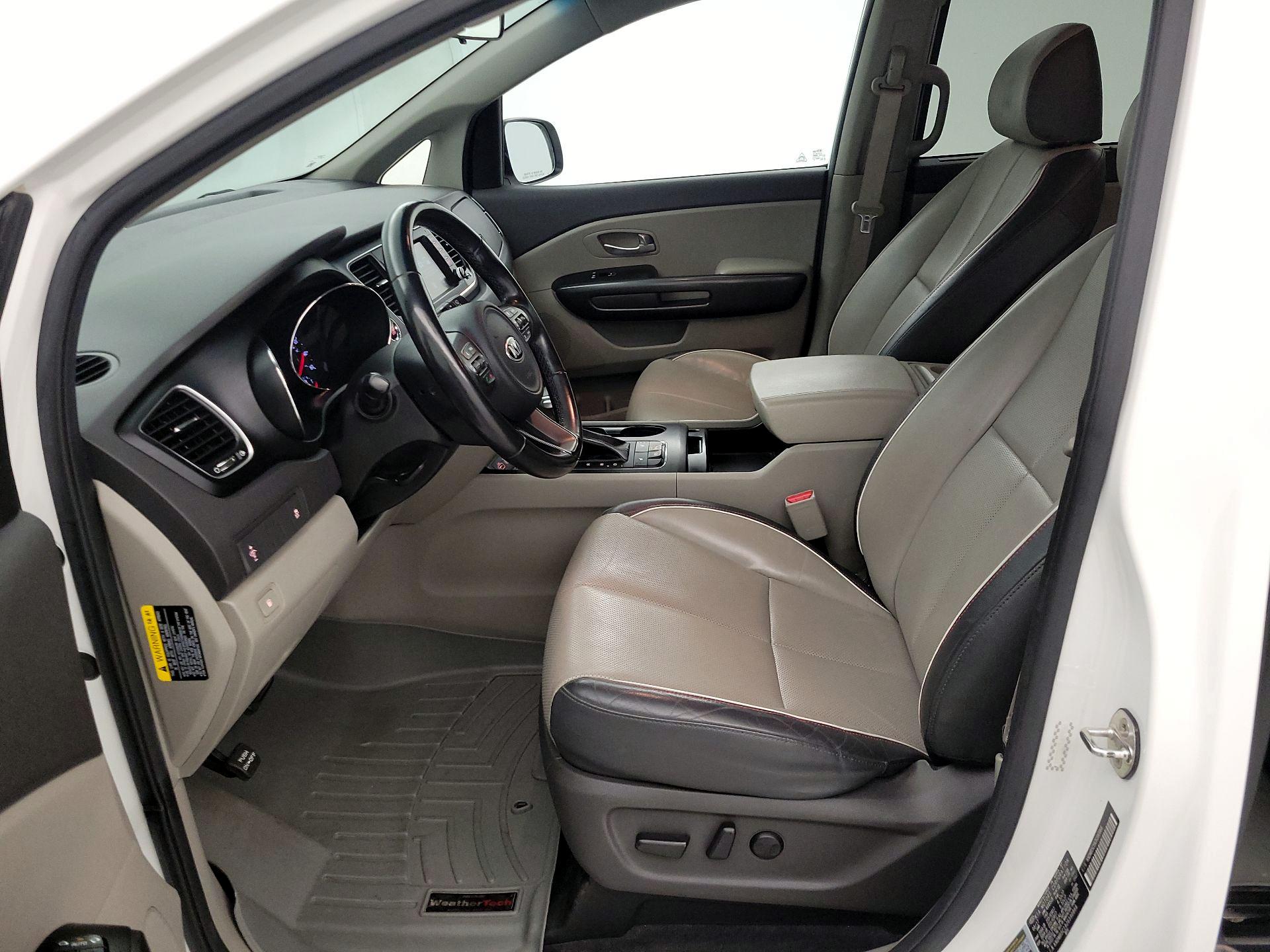 Thumbnail: 2018 Kia Sedona - 11