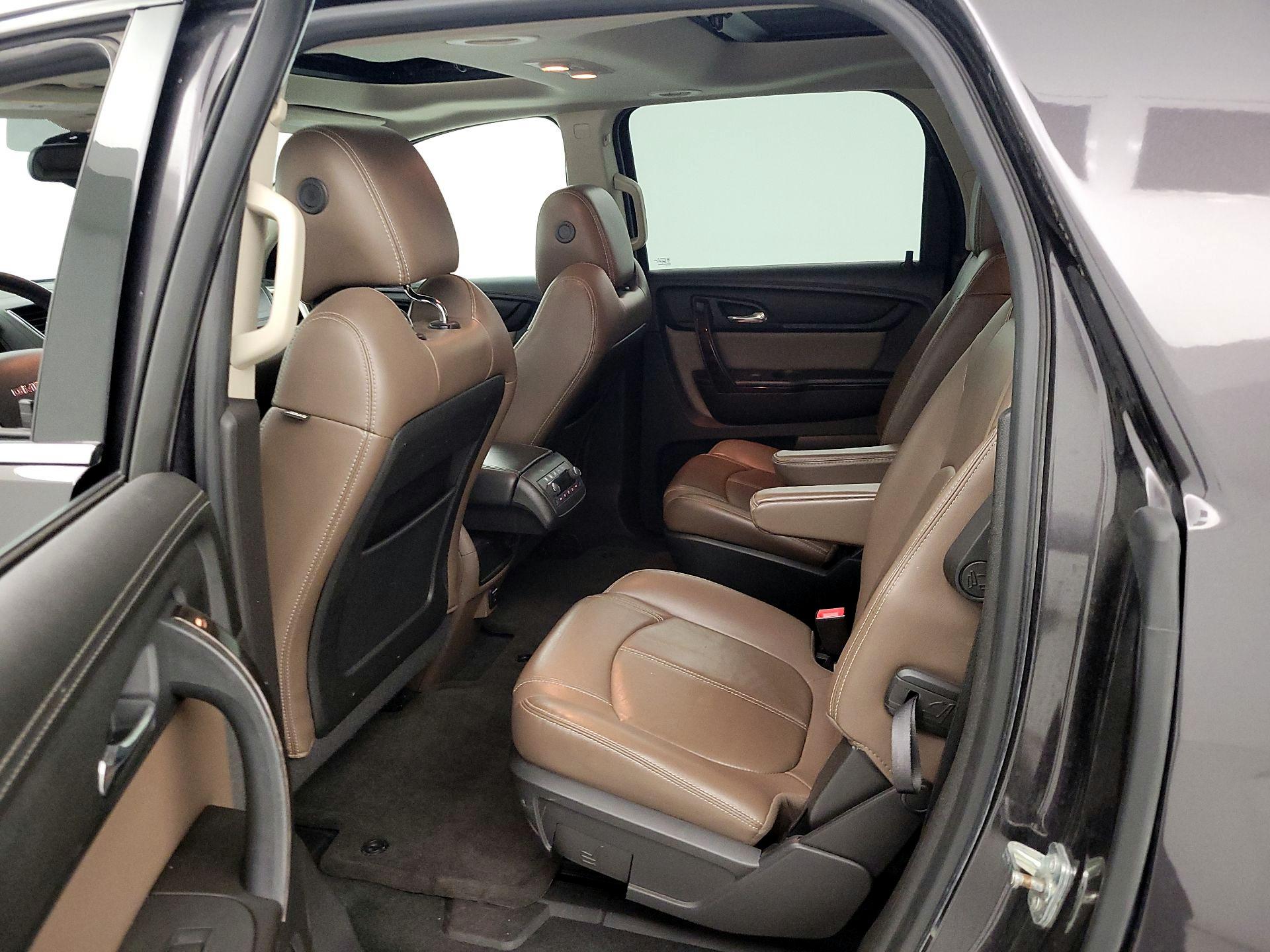 Thumbnail: 2016 GMC Acadia - 19