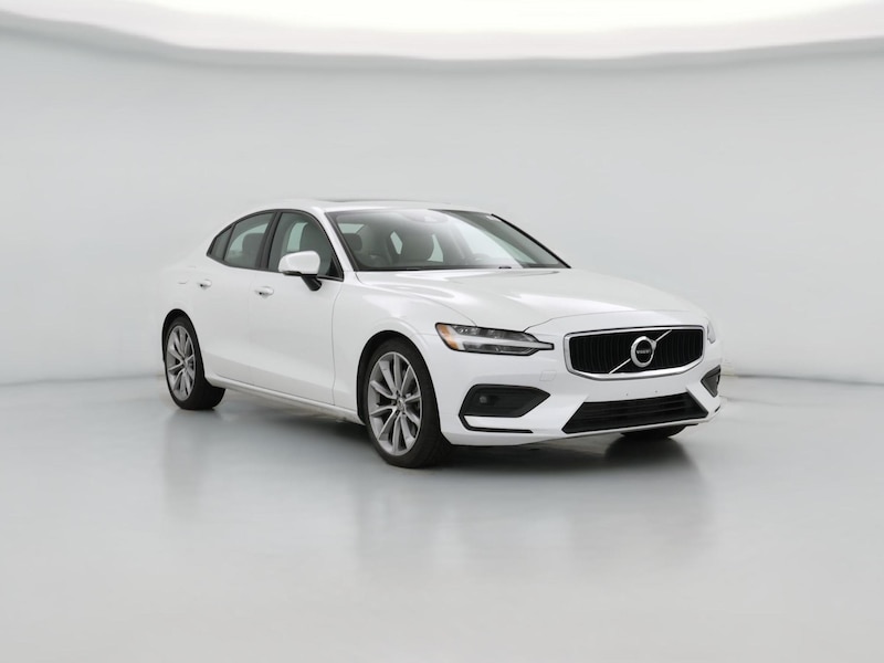 2021 Volvo S60 T6 Momentum