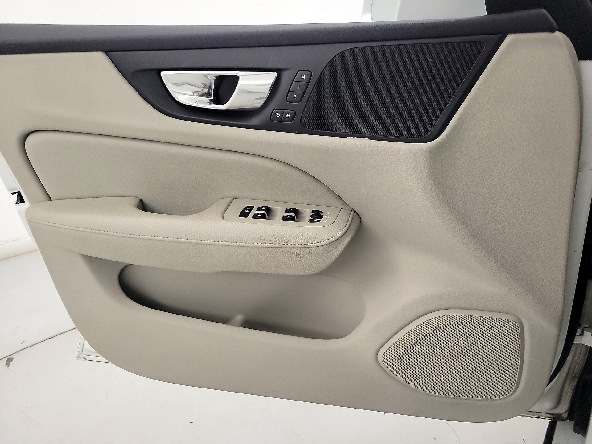 Thumbnail: 2021 Volvo S60 - 12