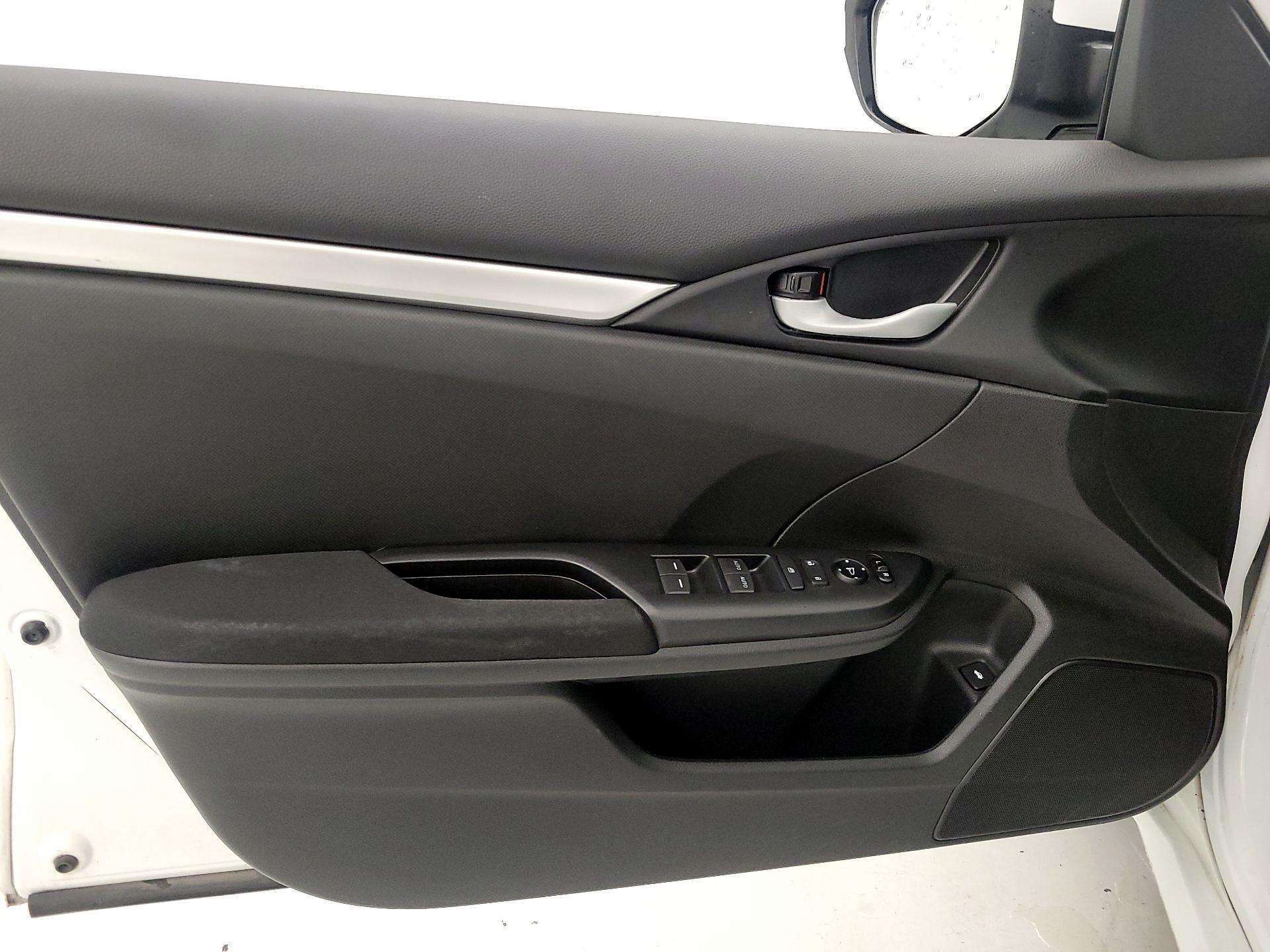 Thumbnail: 2019 Honda Civic - 12