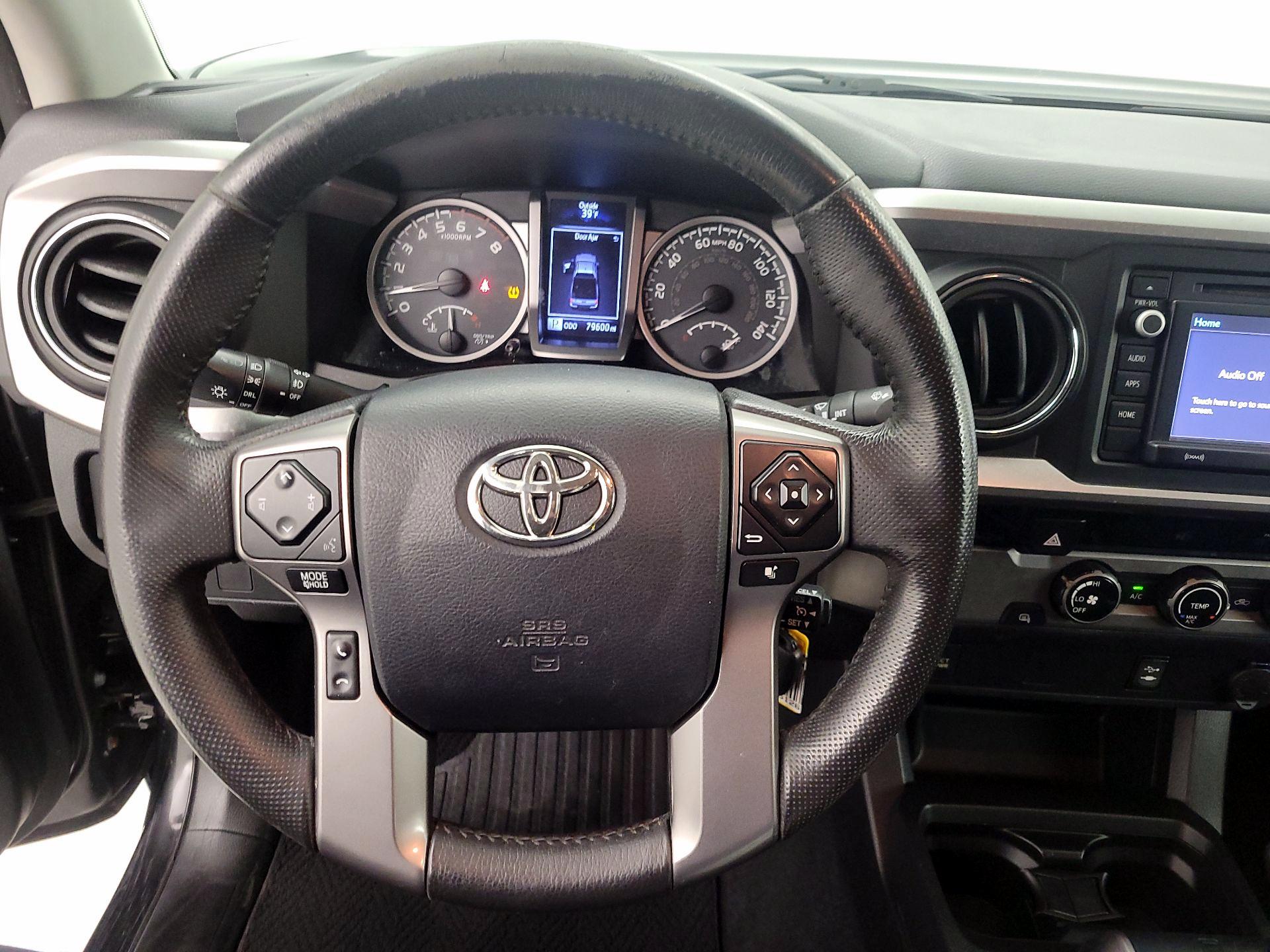 Thumbnail: 2017 Toyota Tacoma - 10