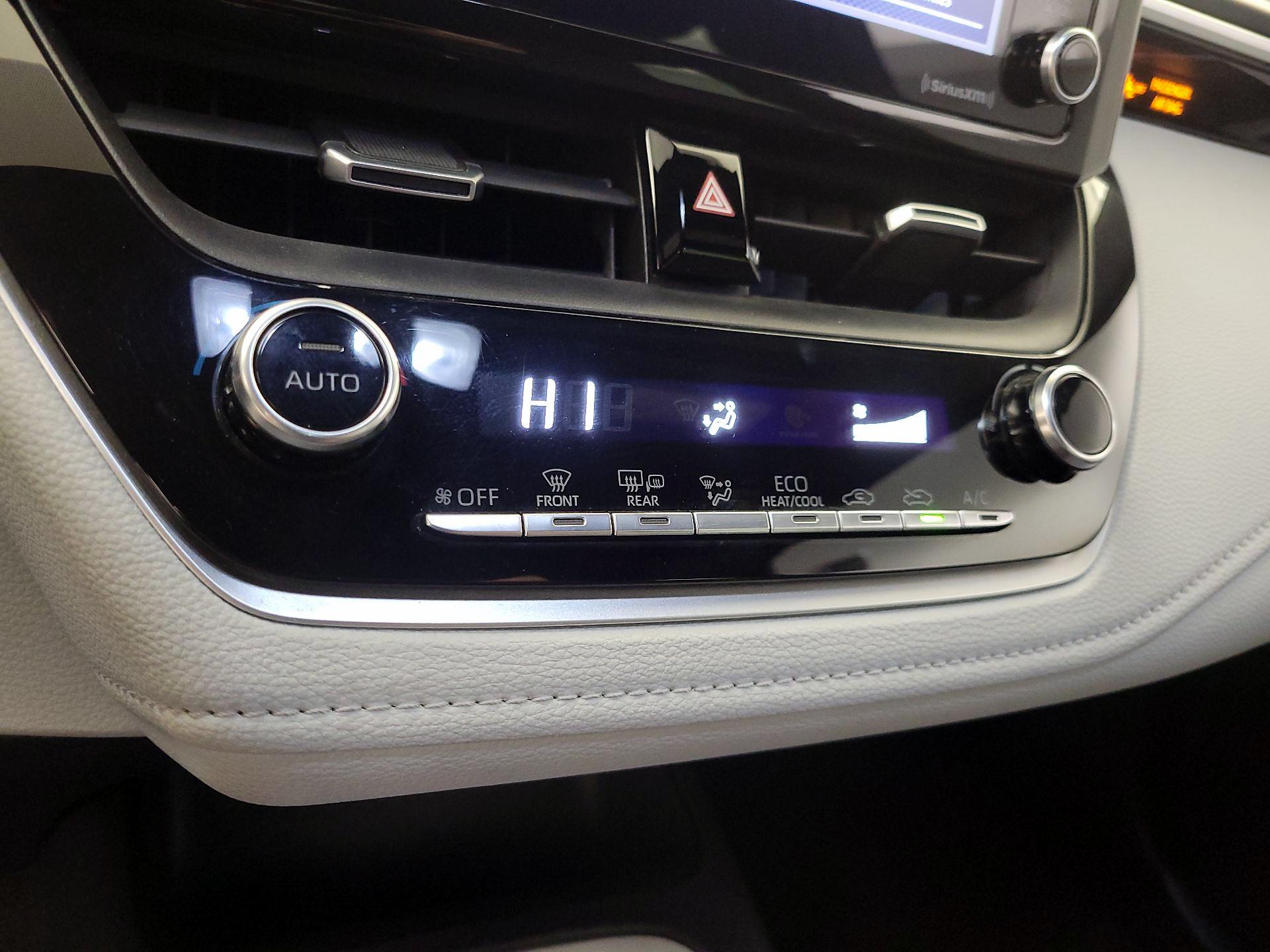 Thumbnail: 2021 Toyota Corolla - 16