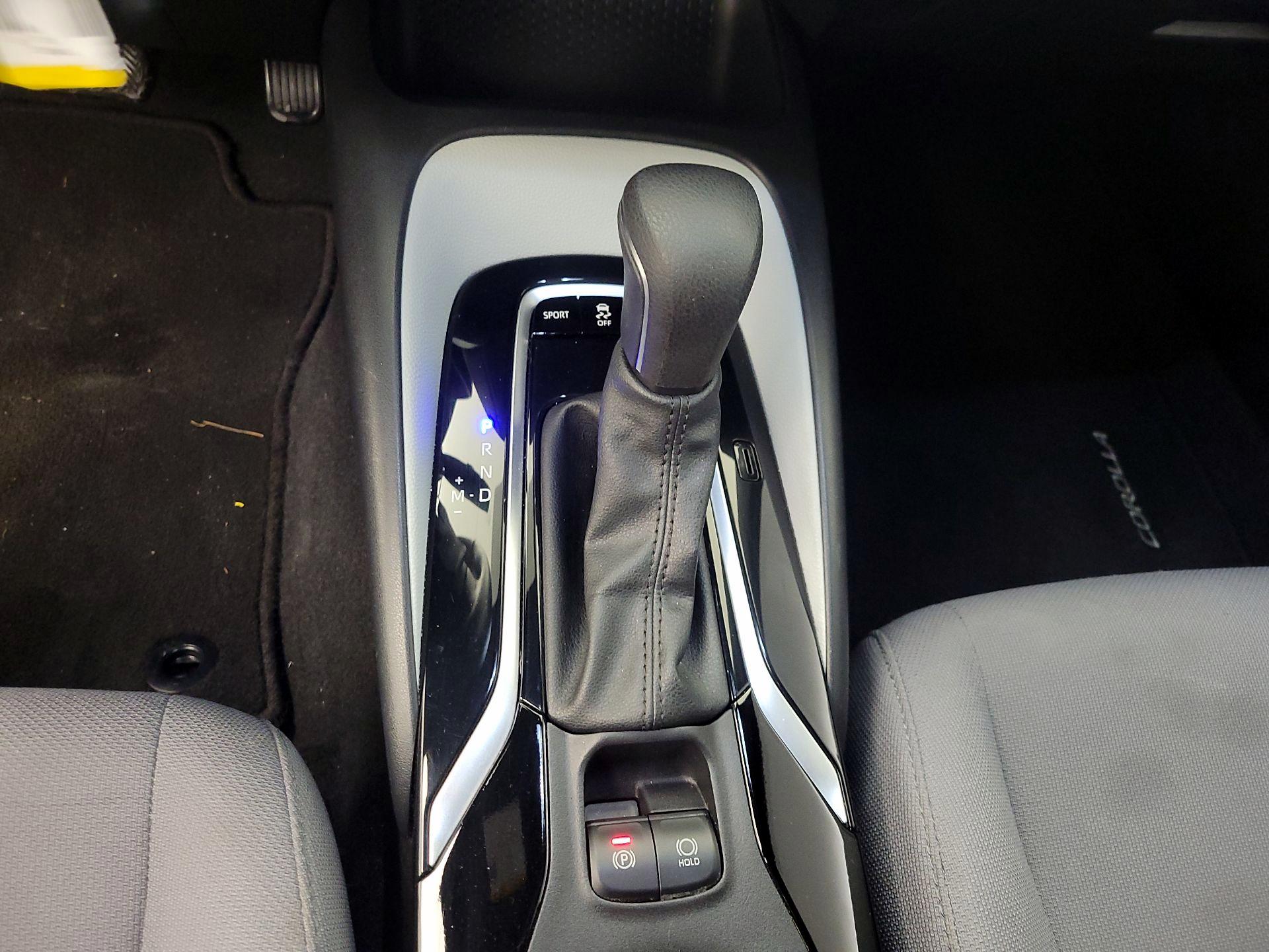 Thumbnail: 2021 Toyota Corolla - 17