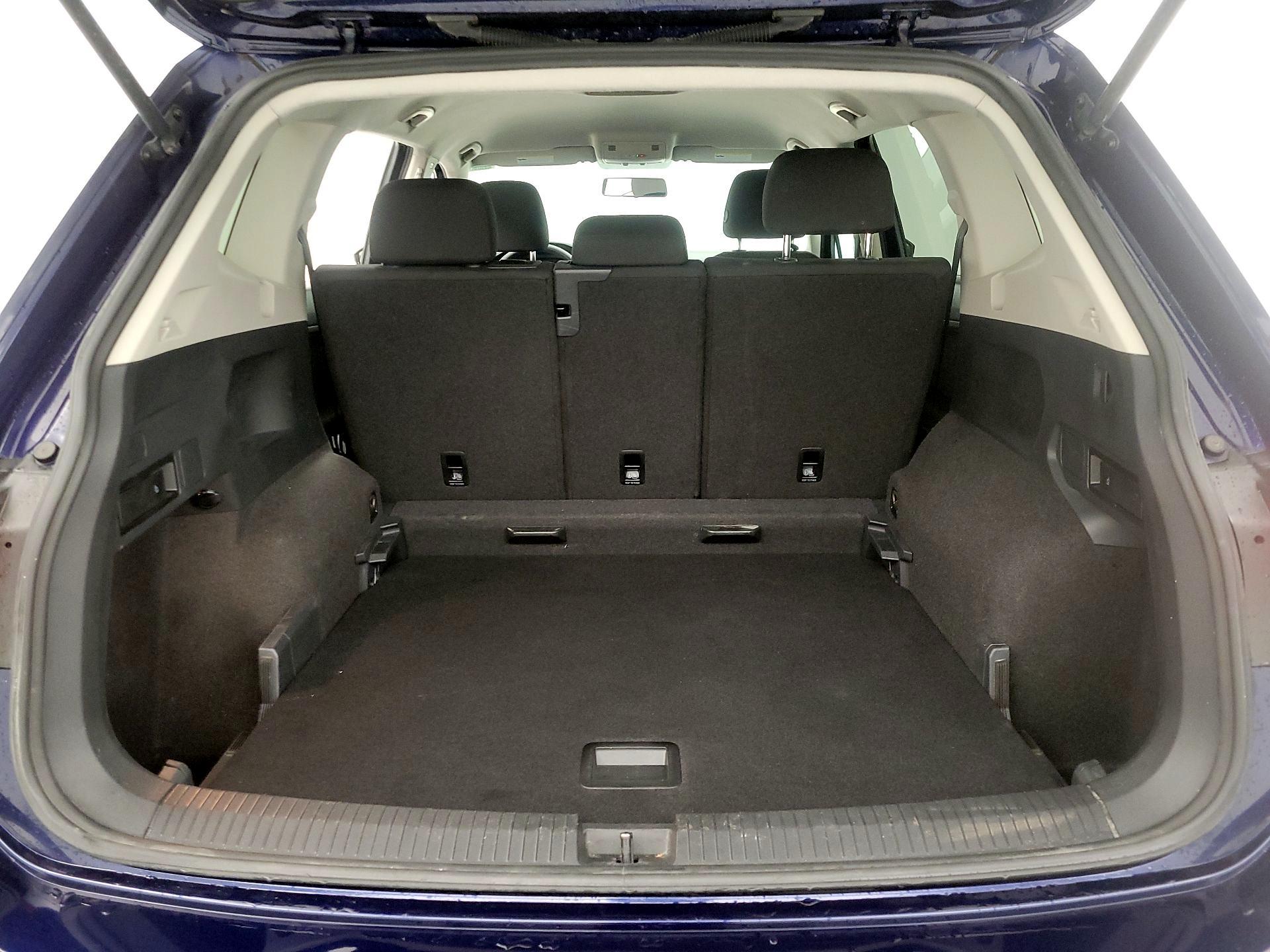 Thumbnail: 2021 Volkswagen Tiguan - 20