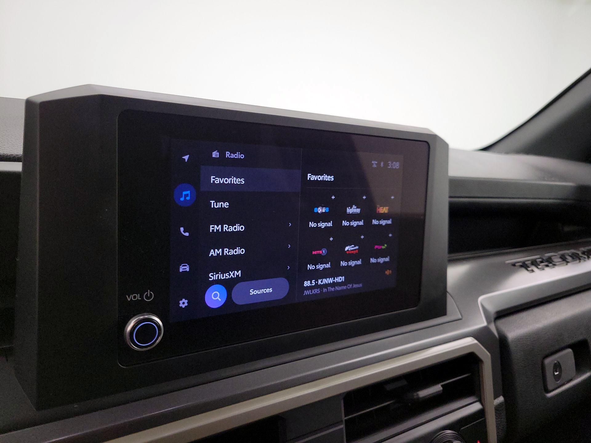 Thumbnail: 2025 Toyota Tacoma - 15