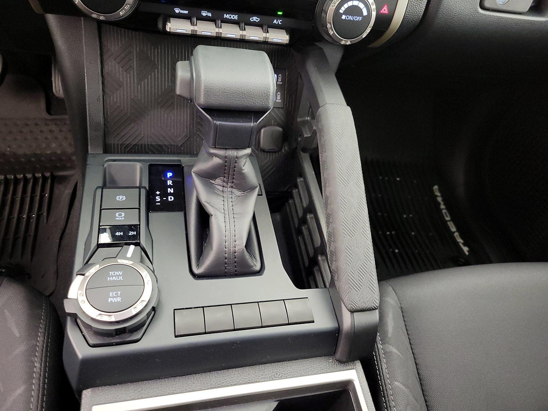 Thumbnail: 2025 Toyota Tacoma - 17