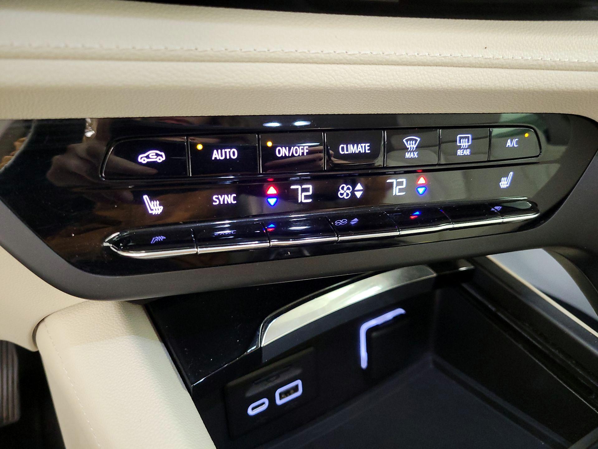 Thumbnail: 2022 Buick Envision - 16