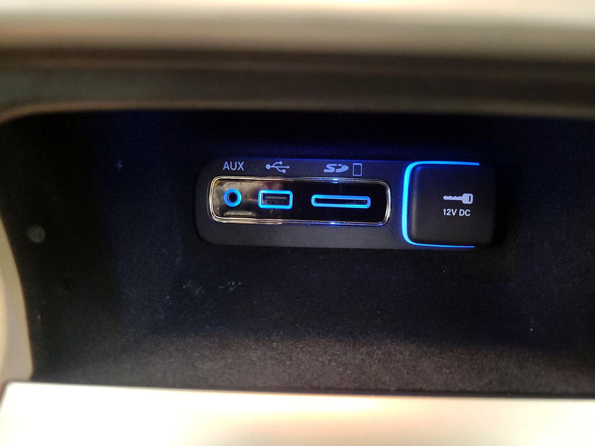 Thumbnail: 2016 Jeep Grand Cherokee - 18