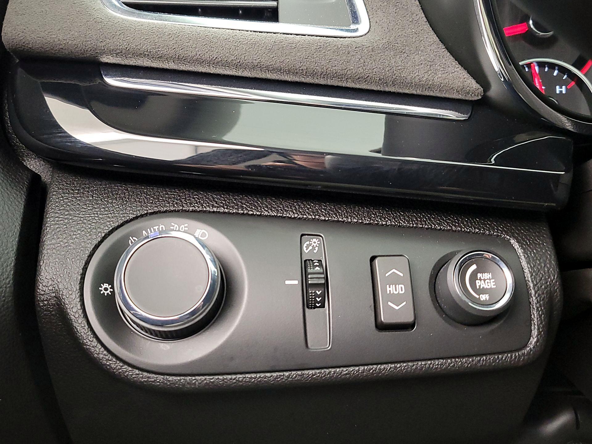 Thumbnail: 2017 Chevrolet  - 13