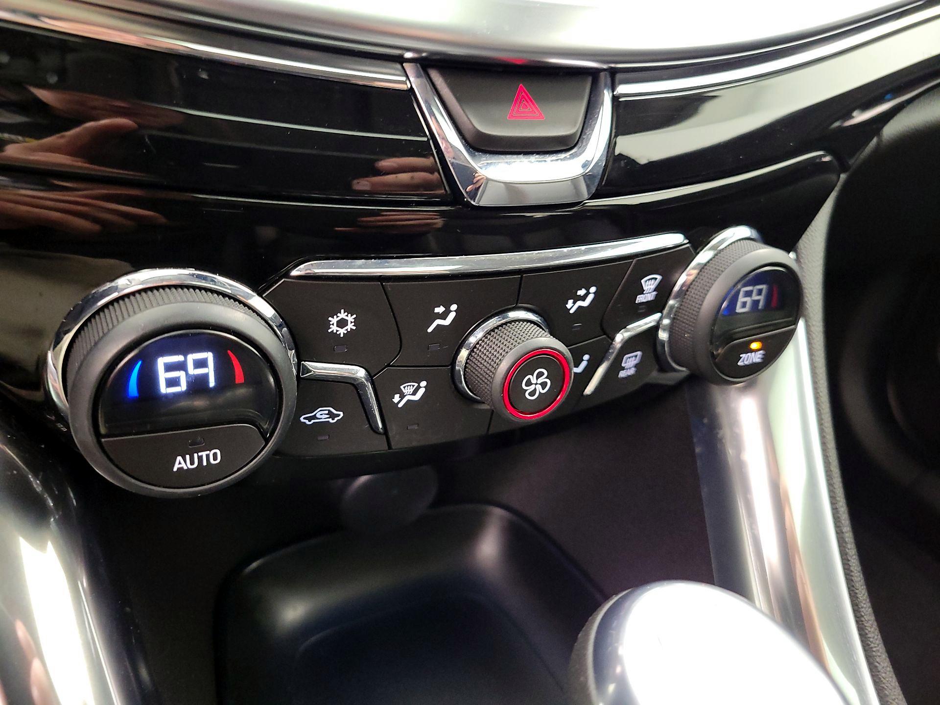 Thumbnail: 2017 Chevrolet  - 17