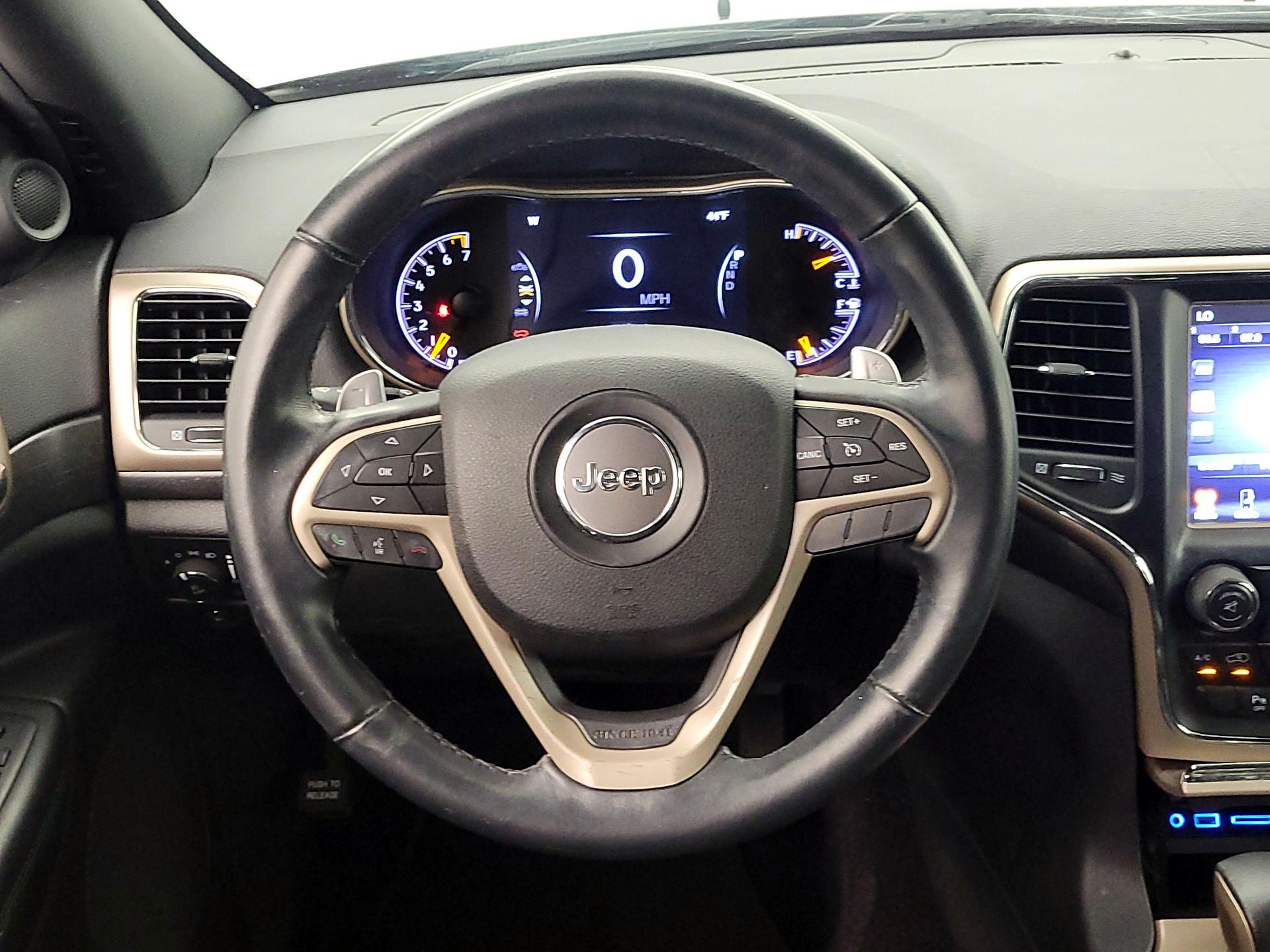 Thumbnail: 2017 Jeep Grand Cherokee - 10