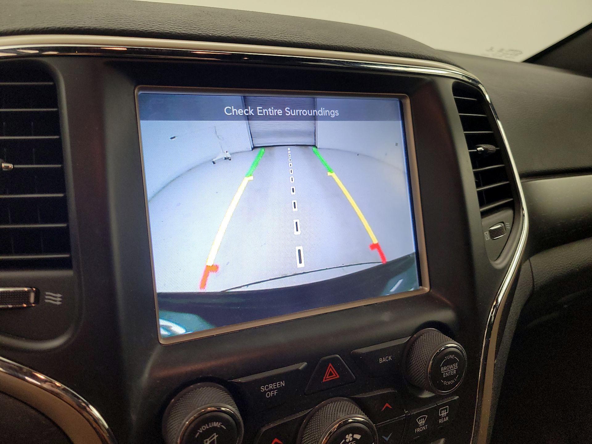 Thumbnail: 2017 Jeep Grand Cherokee - 14