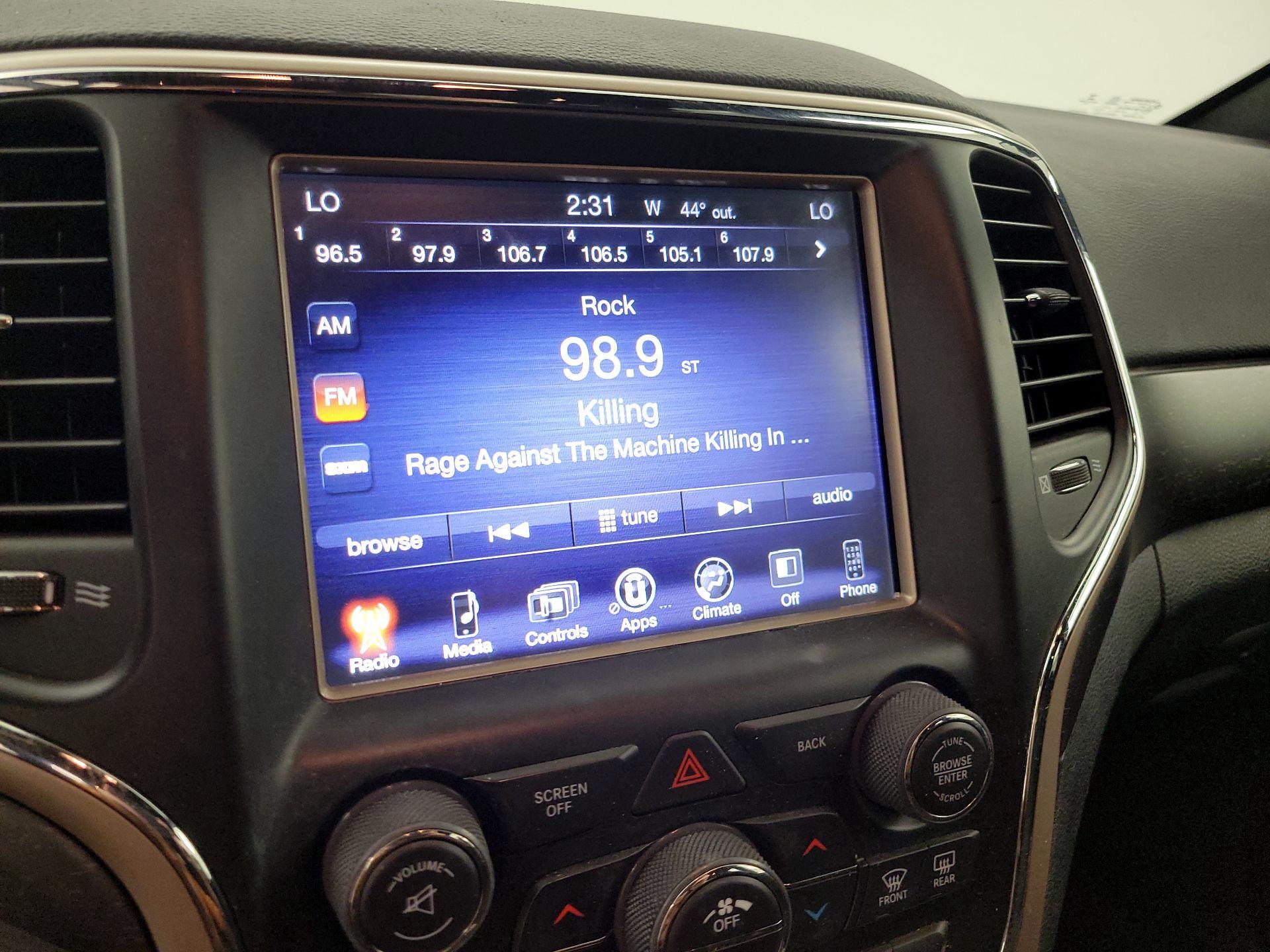 Thumbnail: 2017 Jeep Grand Cherokee - 15