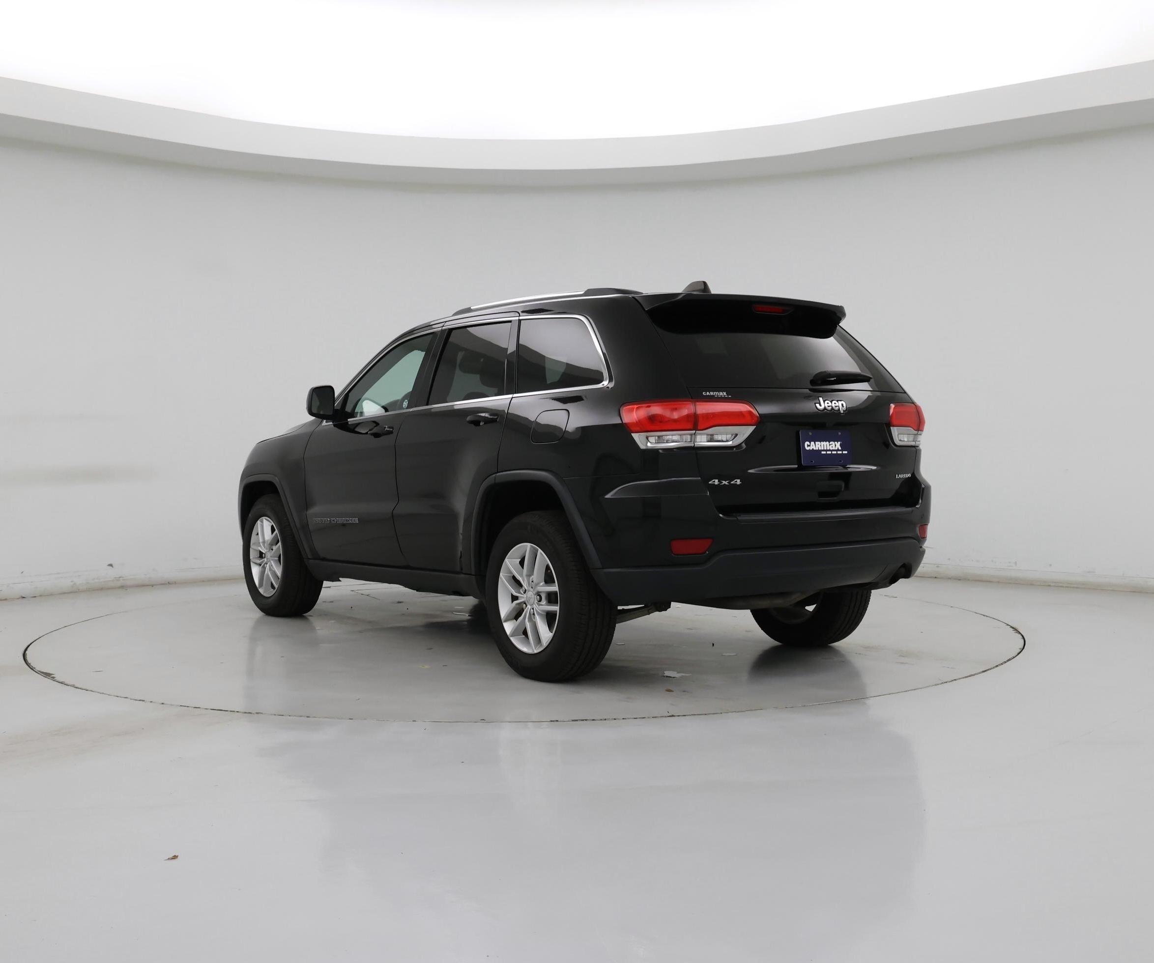 Thumbnail: 2017 Jeep Grand Cherokee - 2