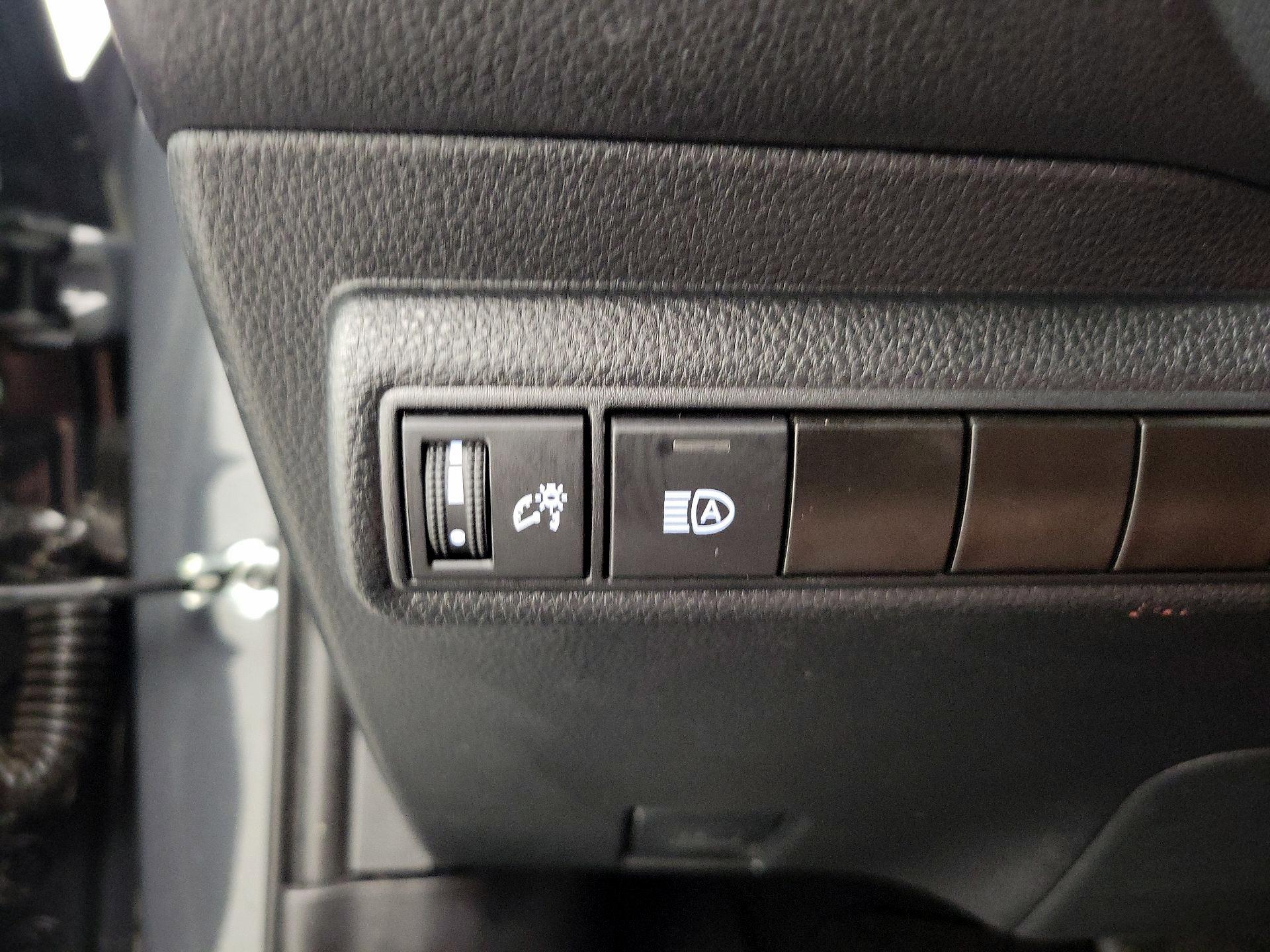 Thumbnail: 2024 Toyota Corolla - 13