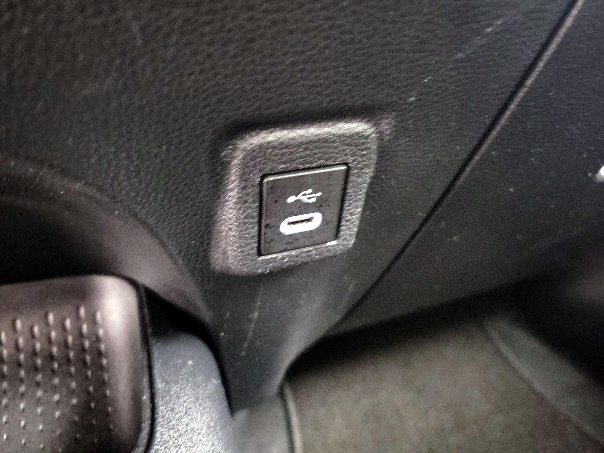 Thumbnail: 2024 Toyota Corolla - 18