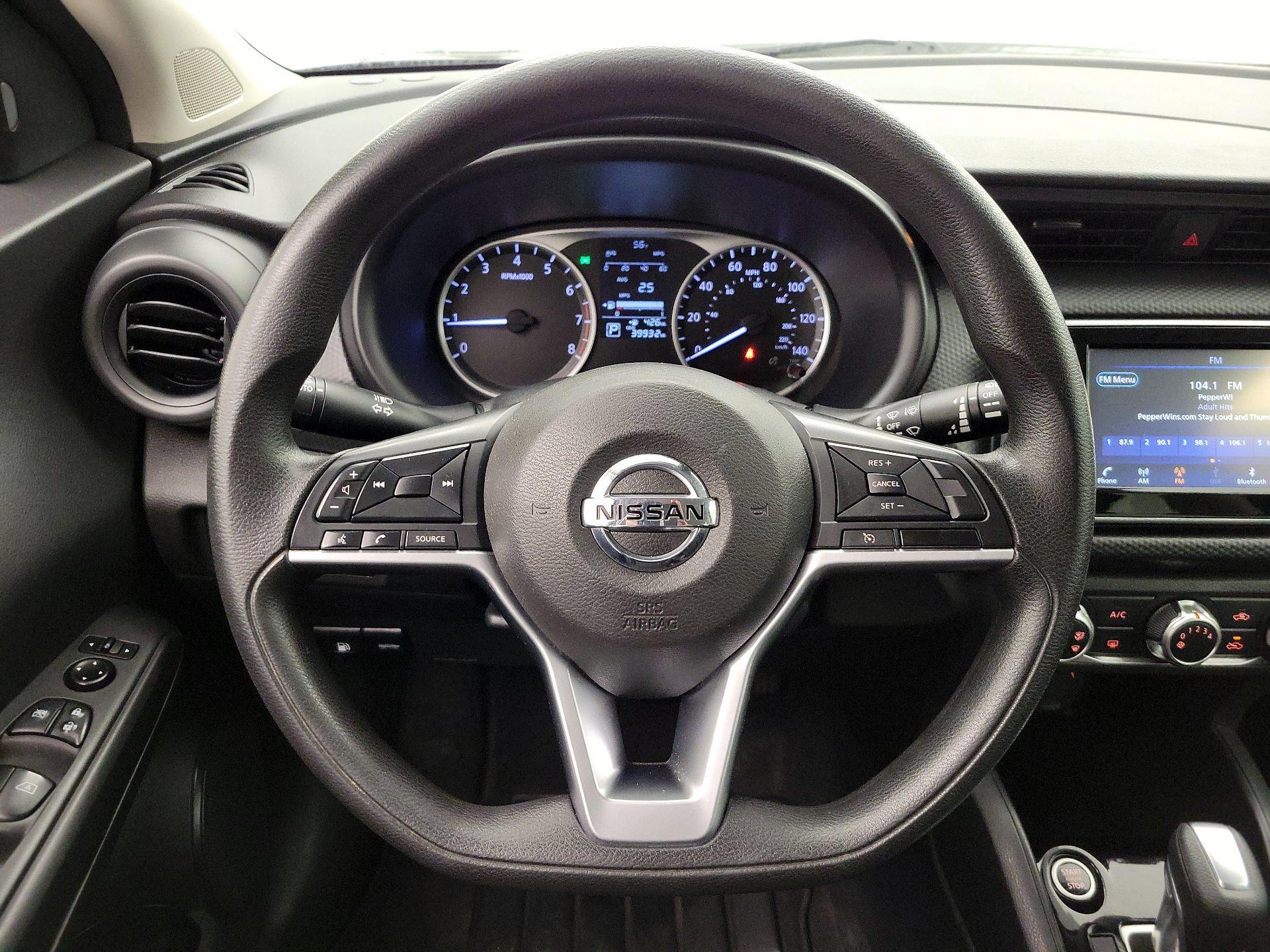 Thumbnail: 2021 Nissan Kicks - 10