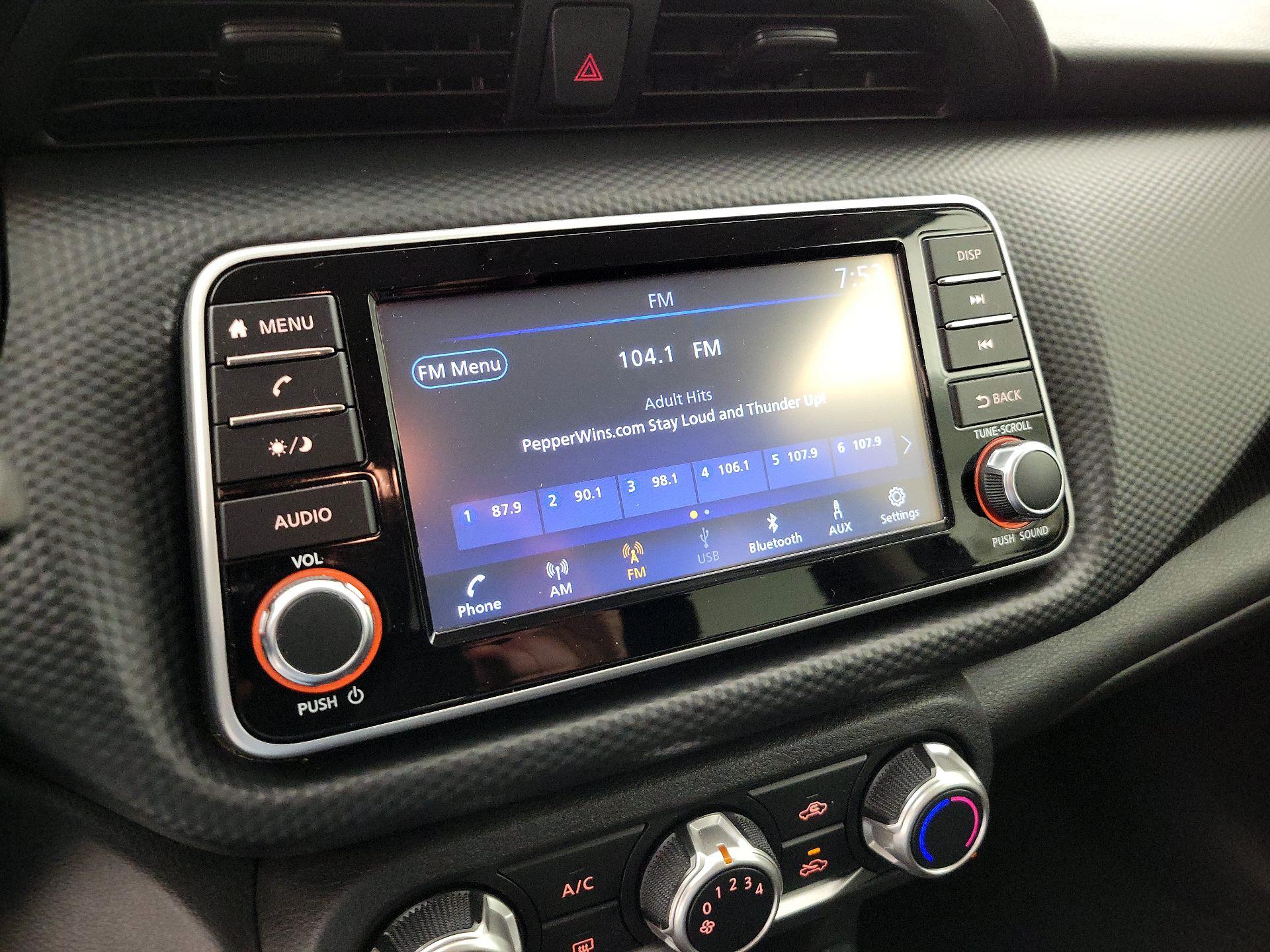 Thumbnail: 2021 Nissan Kicks - 15