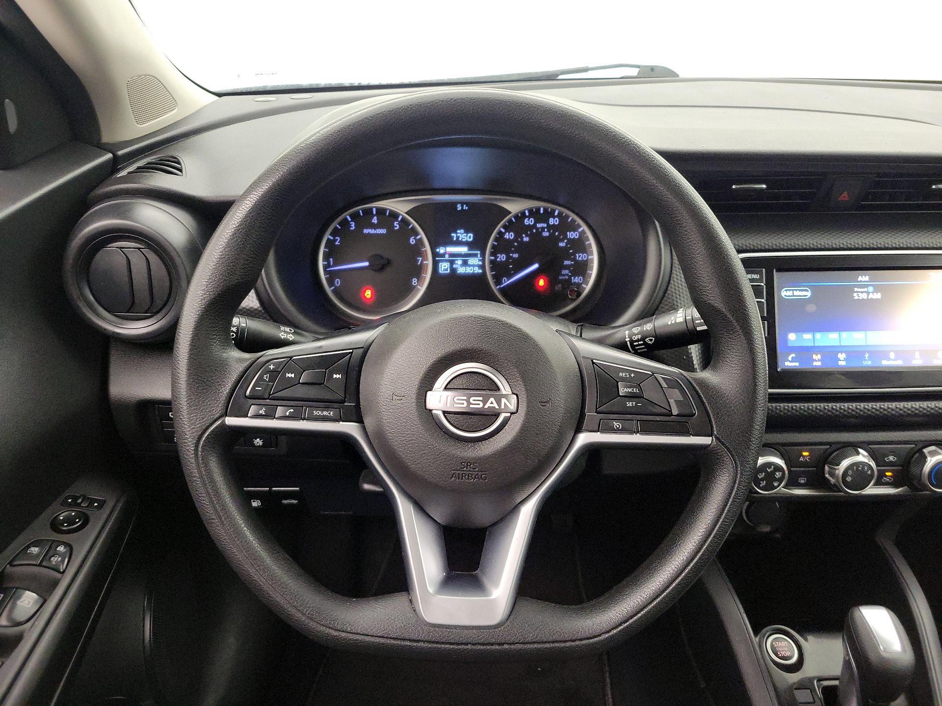 Thumbnail: 2022 Nissan Kicks - 10