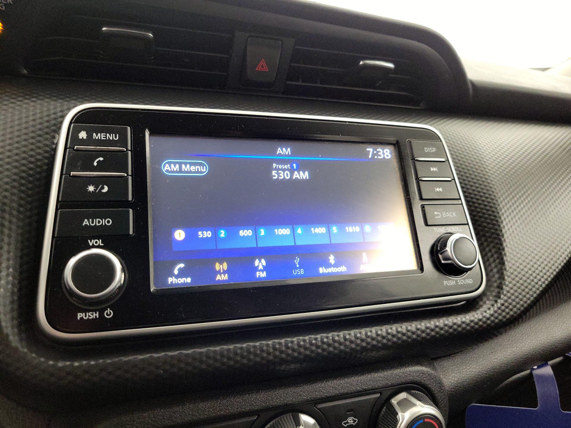 Thumbnail: 2022 Nissan Kicks - 15