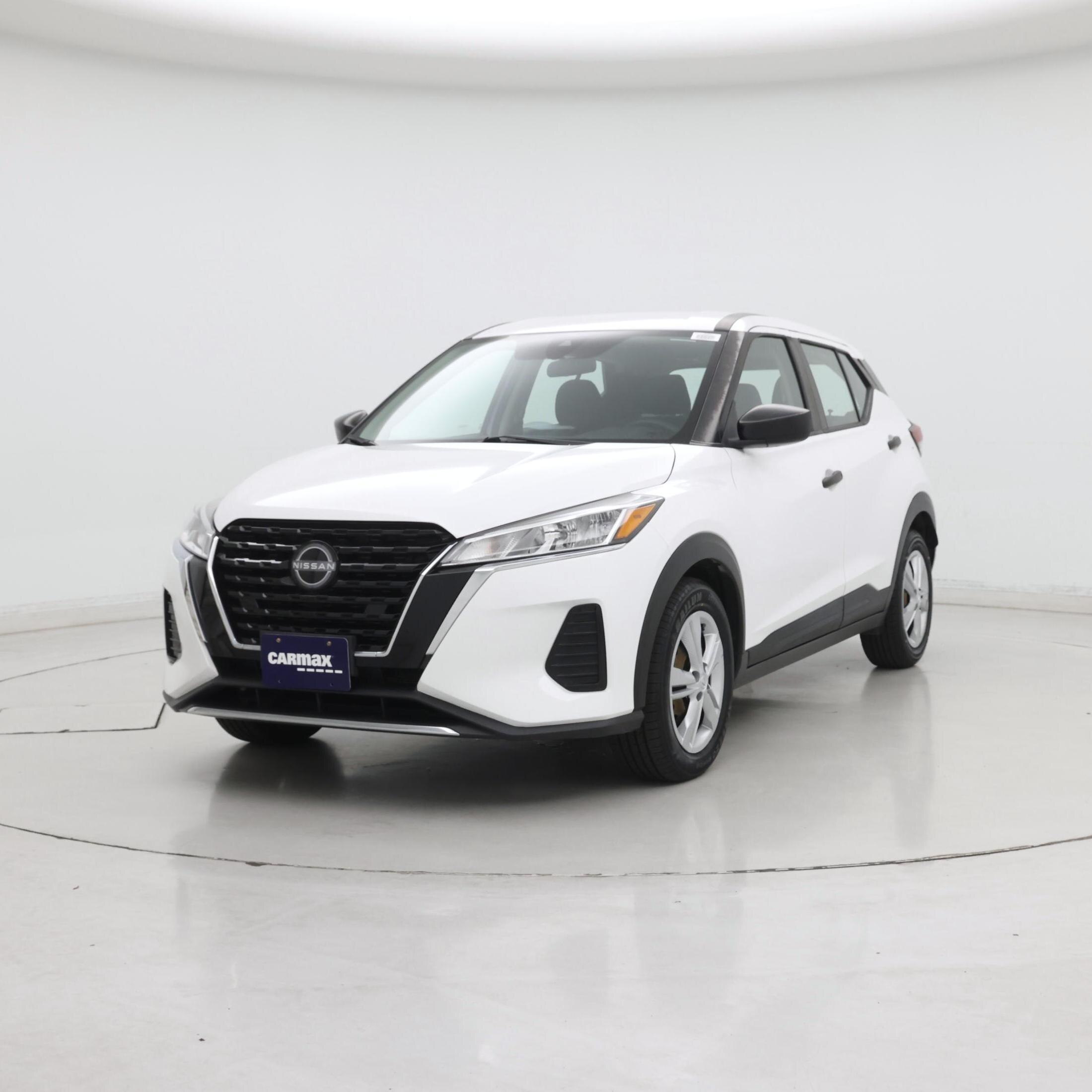 Thumbnail: 2022 Nissan Kicks - 4