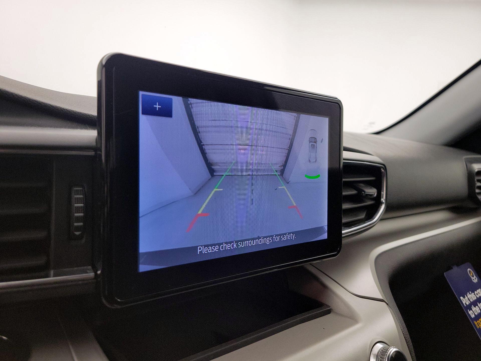 Thumbnail: 2021 Ford Explorer - 15