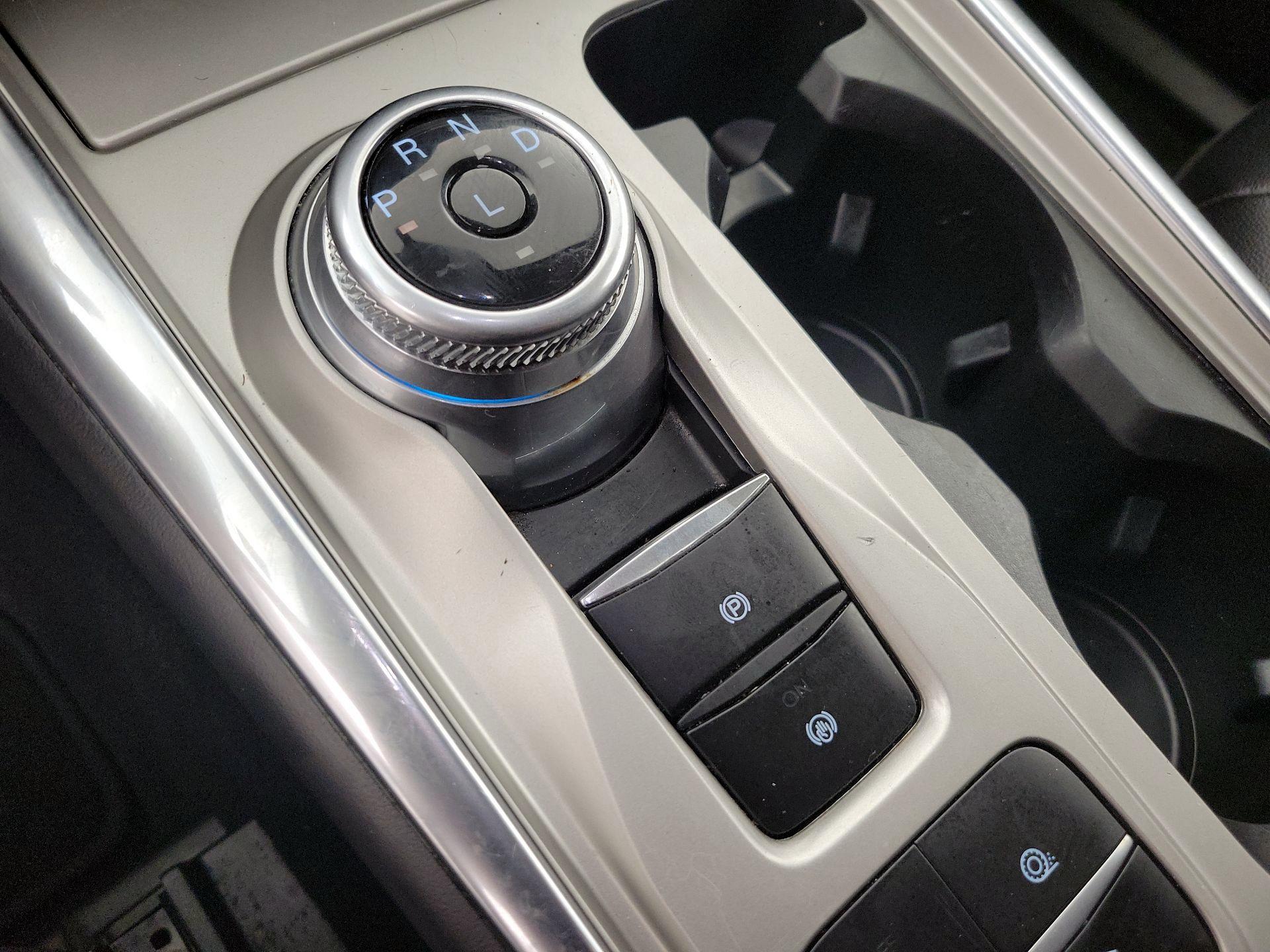 Thumbnail: 2023 Ford Explorer - 18