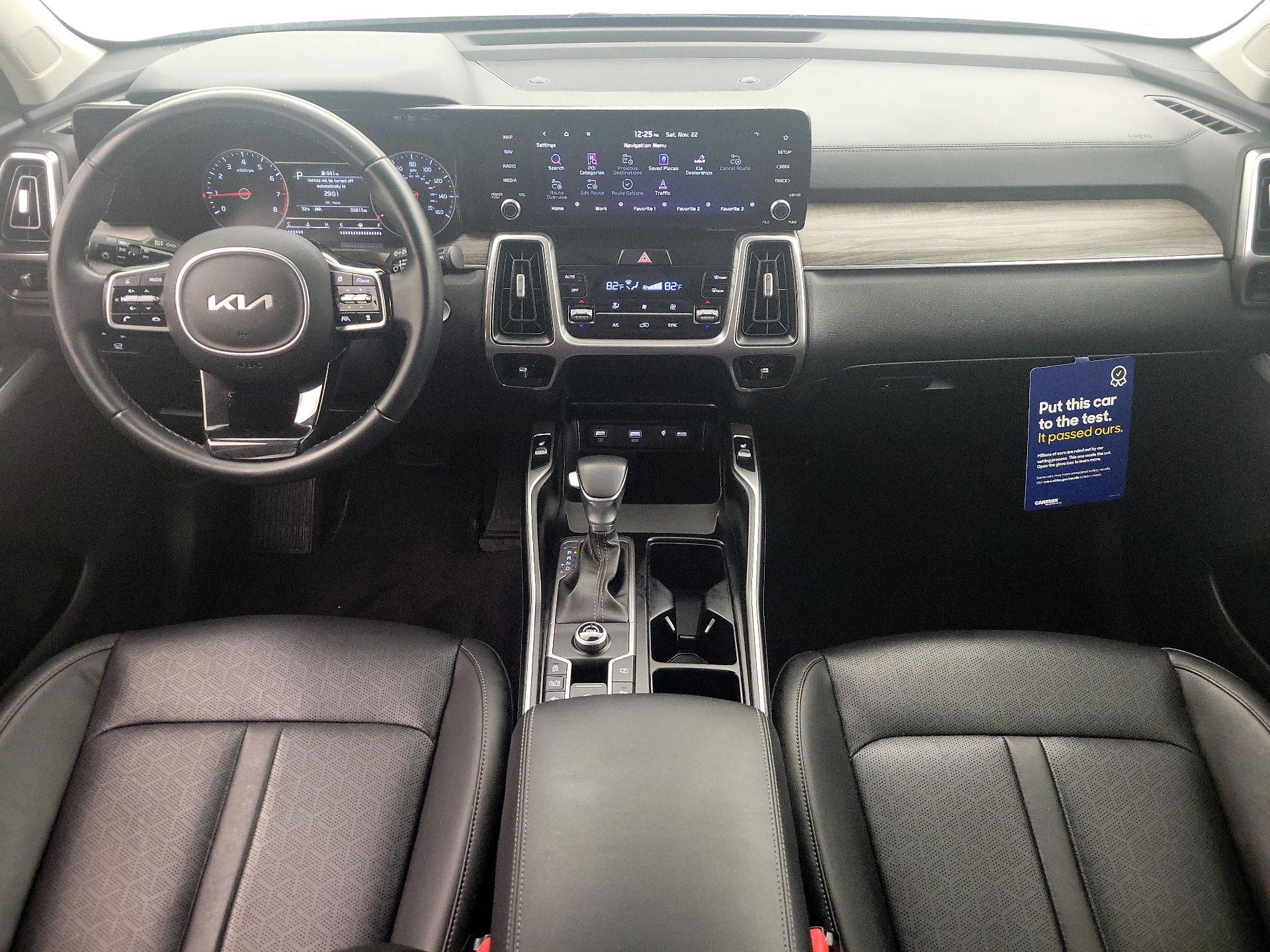 Thumbnail: 2022 Kia Sorento - 9