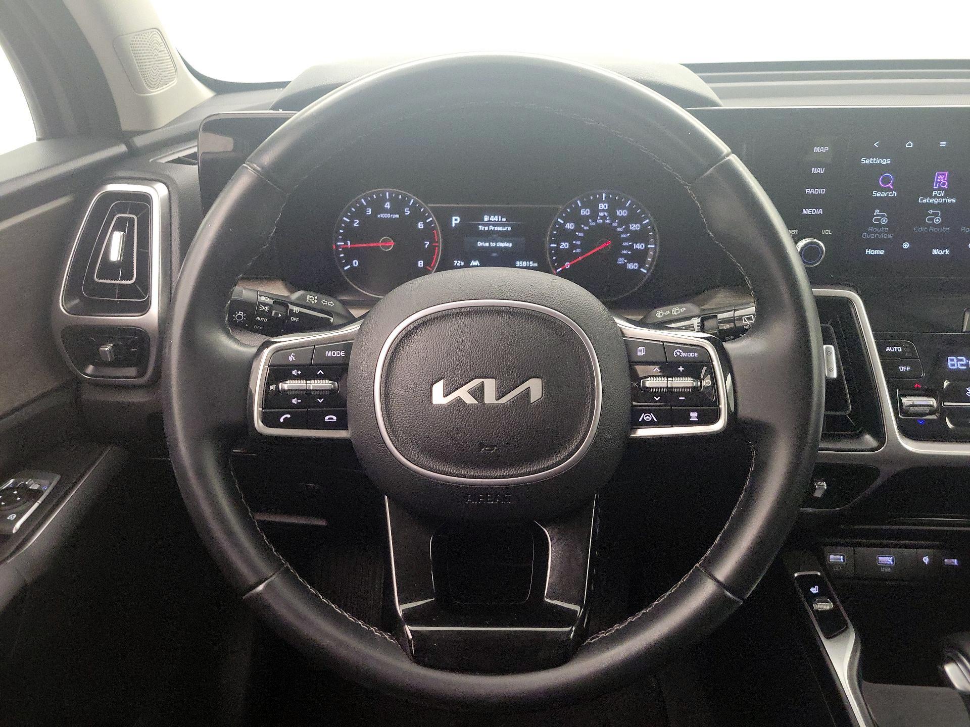 Thumbnail: 2022 Kia Sorento - 10