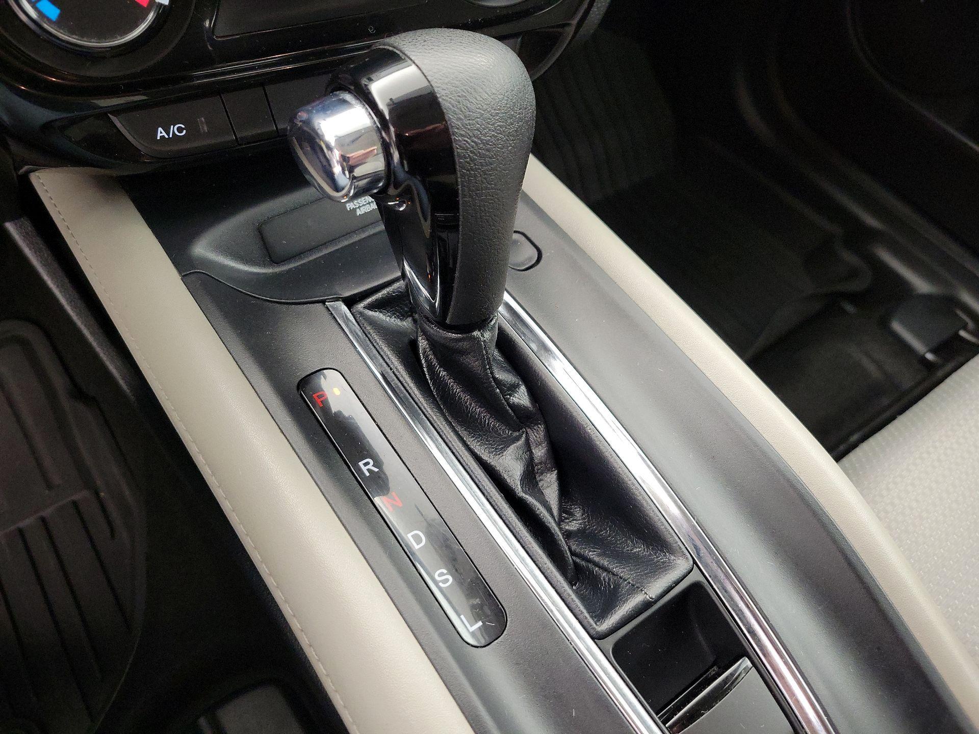 Thumbnail: 2022 Honda HR-V - 17