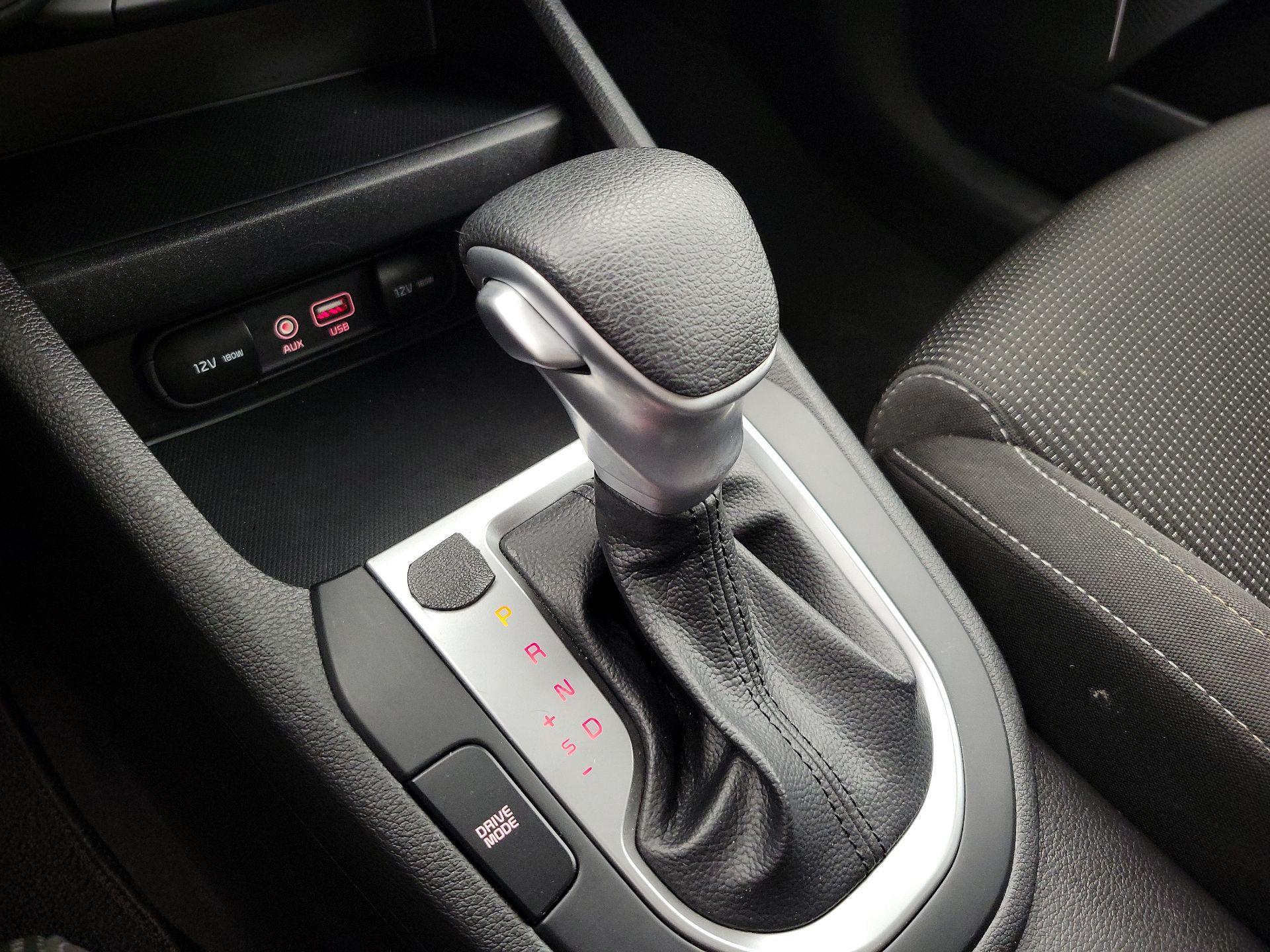 Thumbnail: 2021 Kia Forte - 17