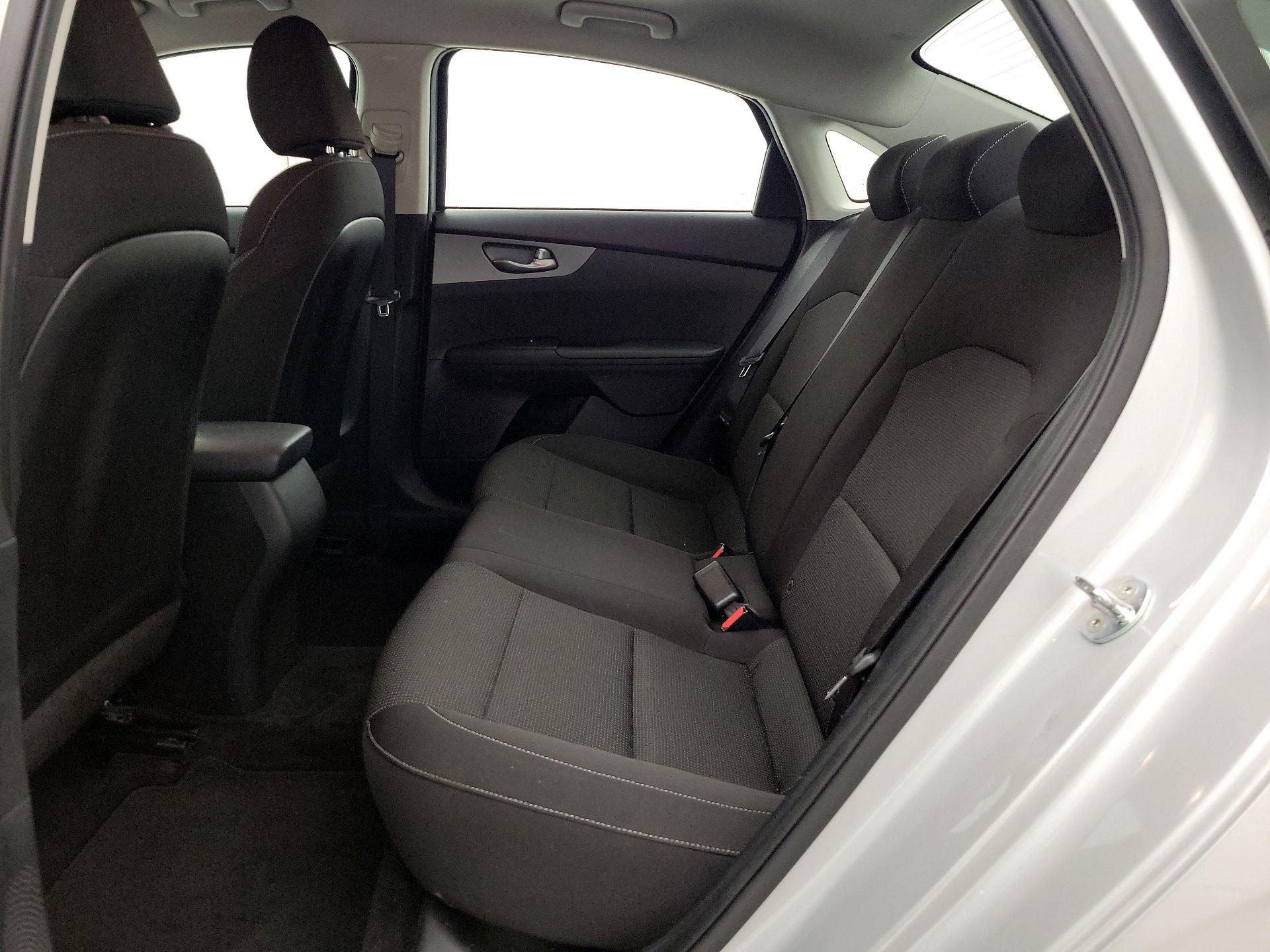 Thumbnail: 2021 Kia Forte - 19