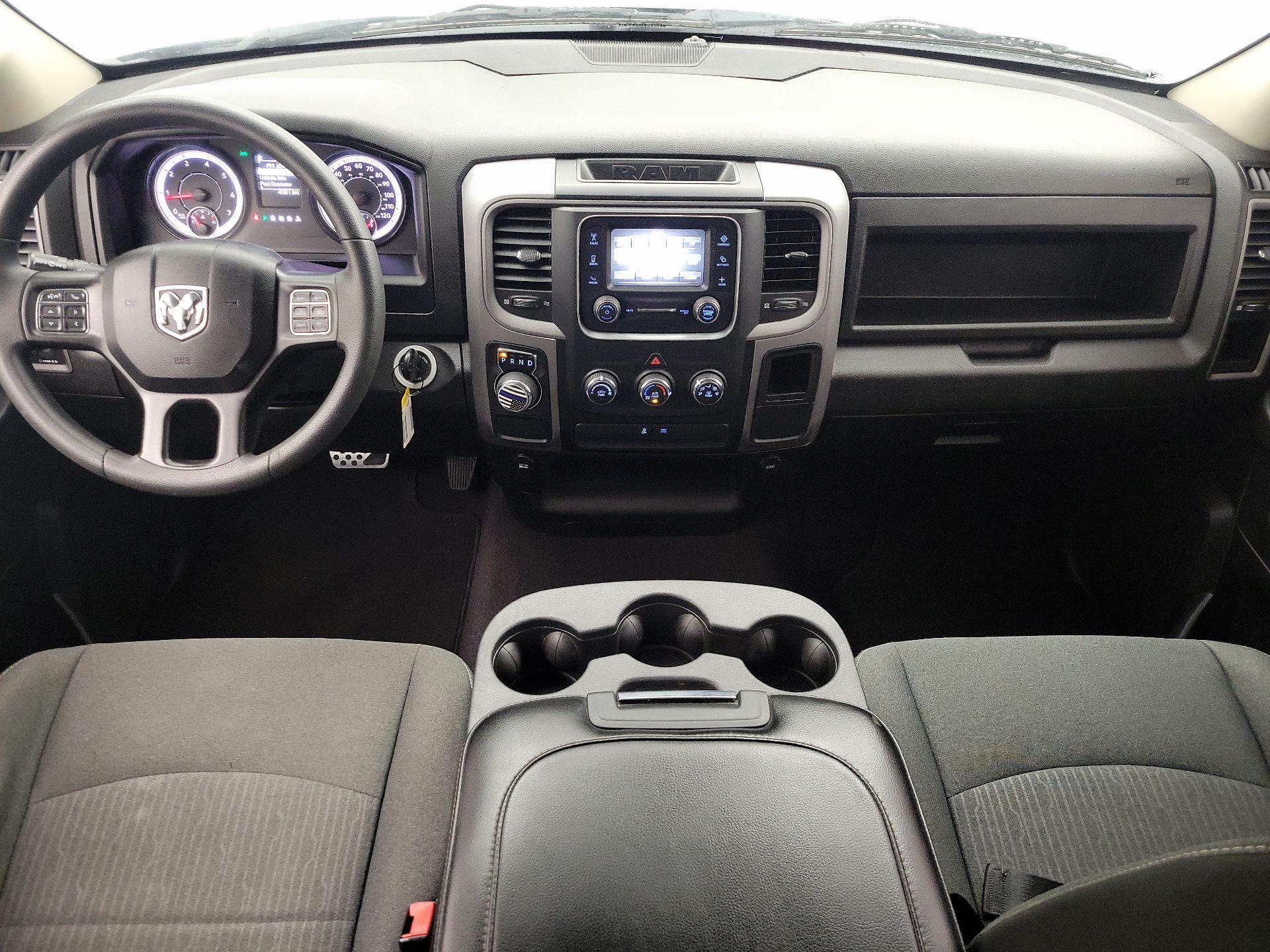 Thumbnail: 2022 RAM 1500 Classic - 9