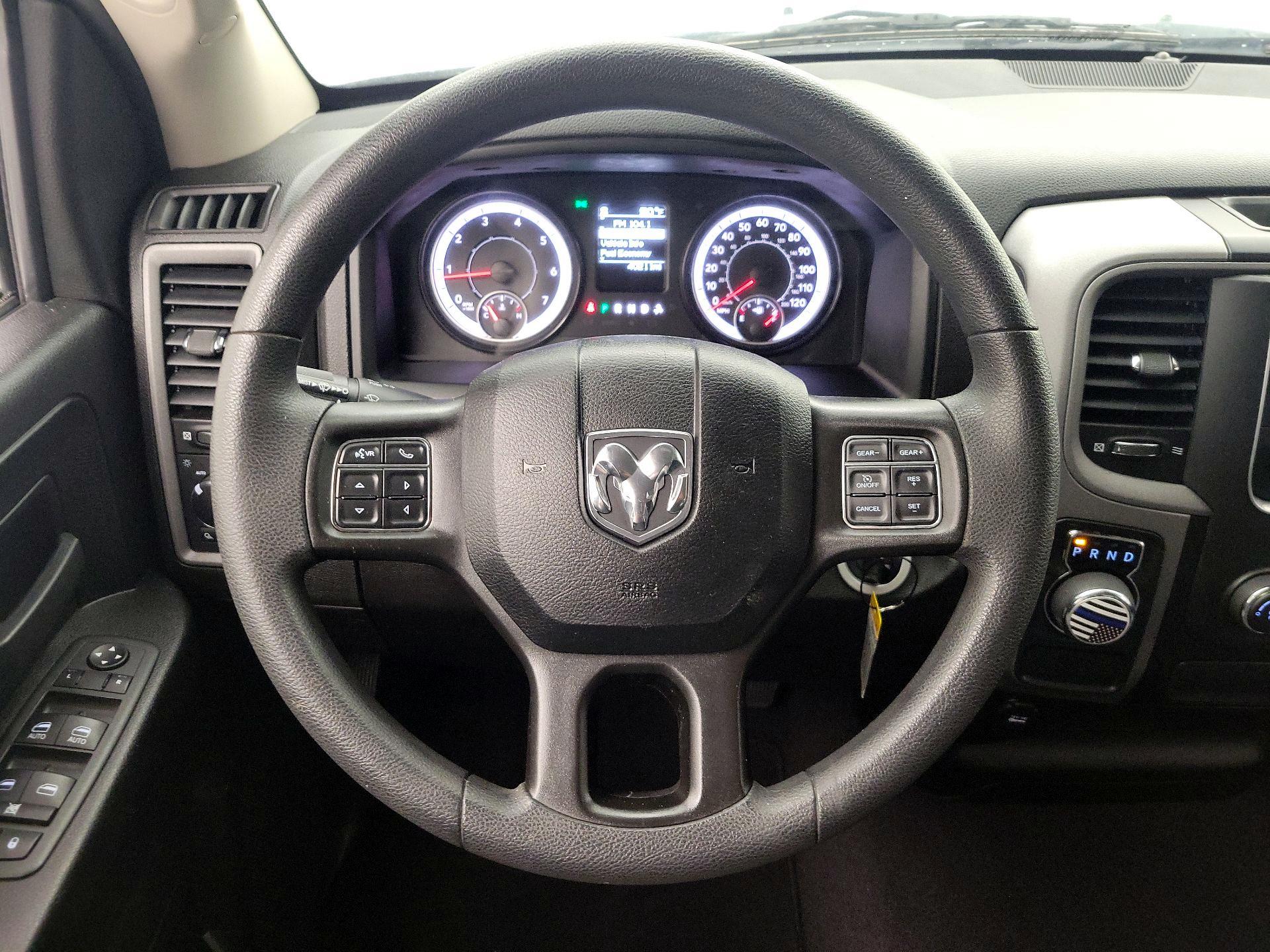 Thumbnail: 2022 RAM 1500 Classic - 10