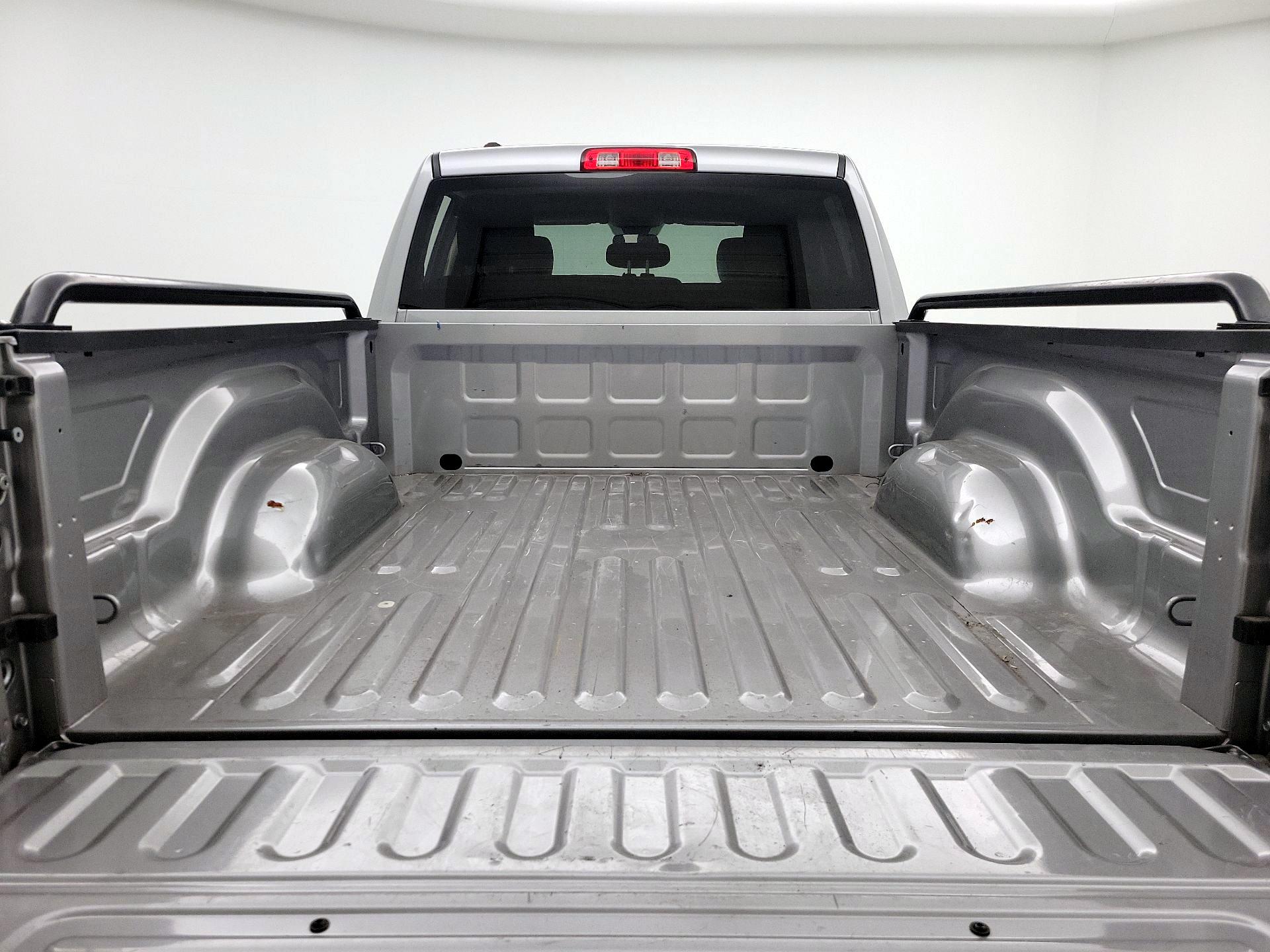 Thumbnail: 2022 RAM 1500 Classic - 20