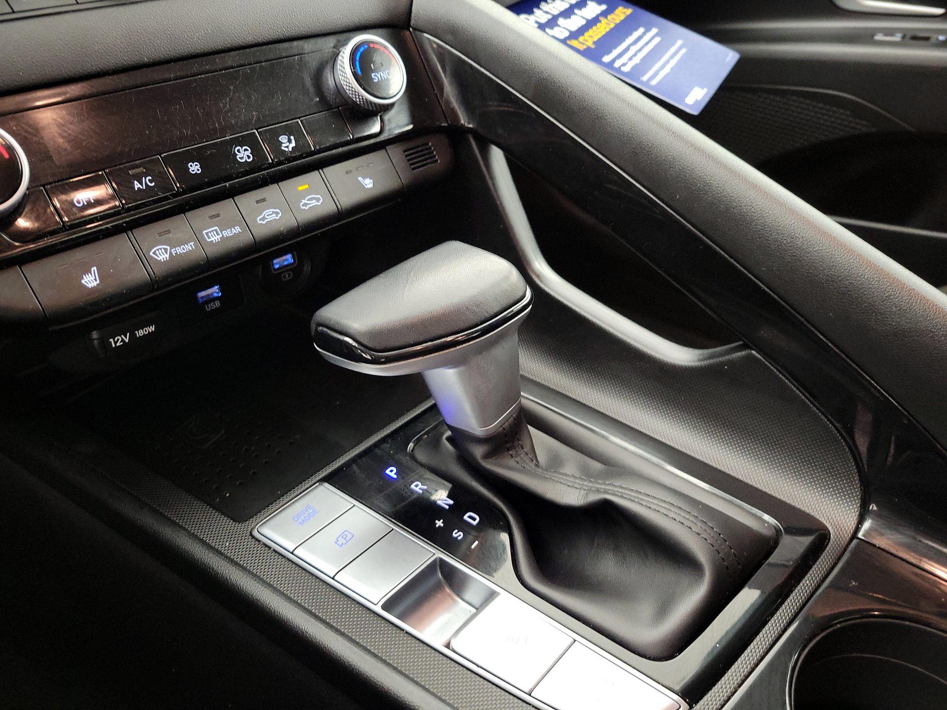 Thumbnail: 2023 Hyundai Elantra - 18